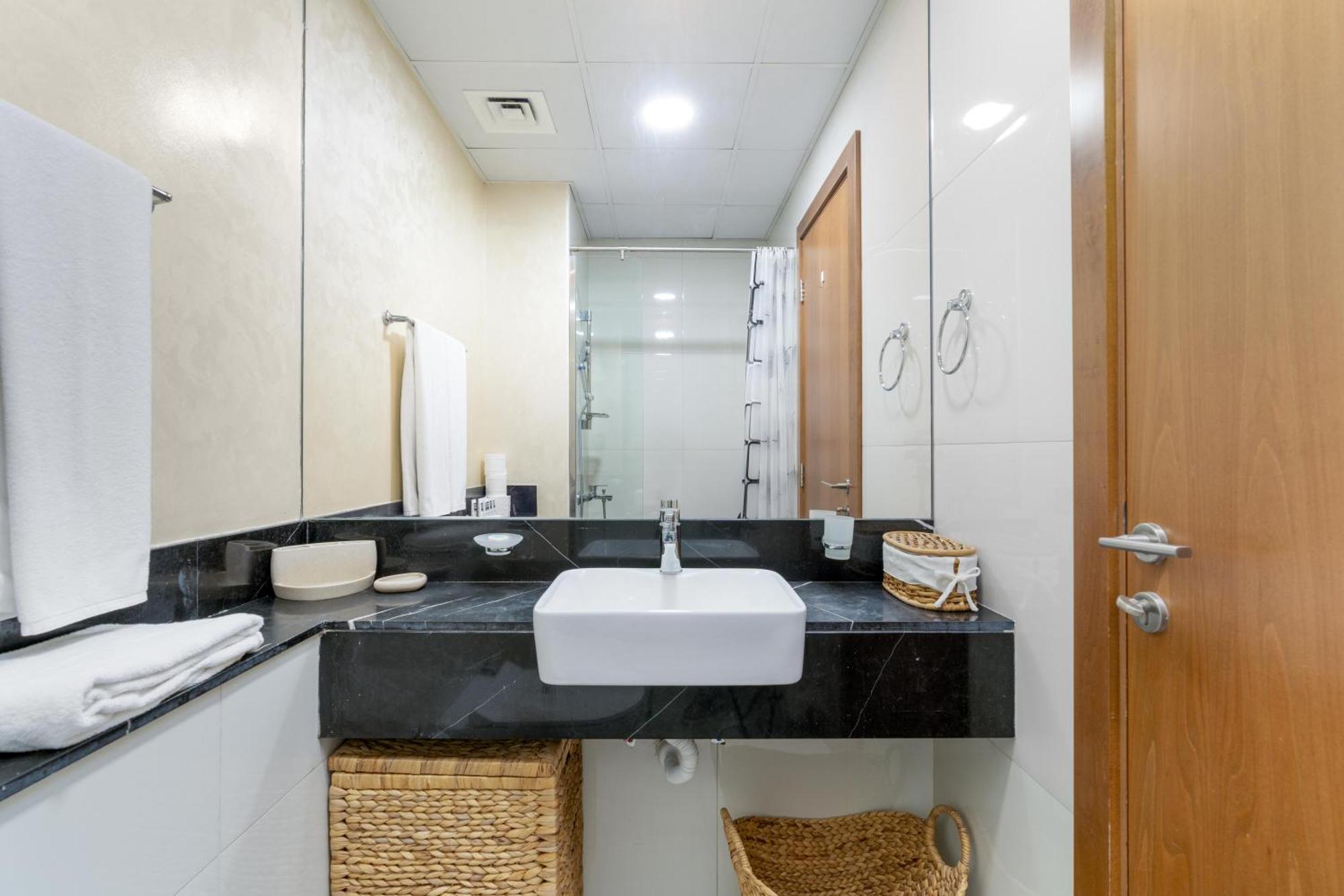 Bespoke Homes - With Canal Views In Millenium Binghatti Residences Apartment Dubai
