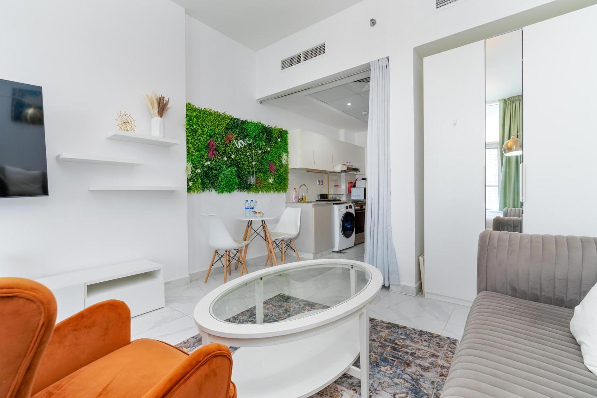 Bespoke Homes - With Canal Views In Millenium Binghatti Residences Dubai