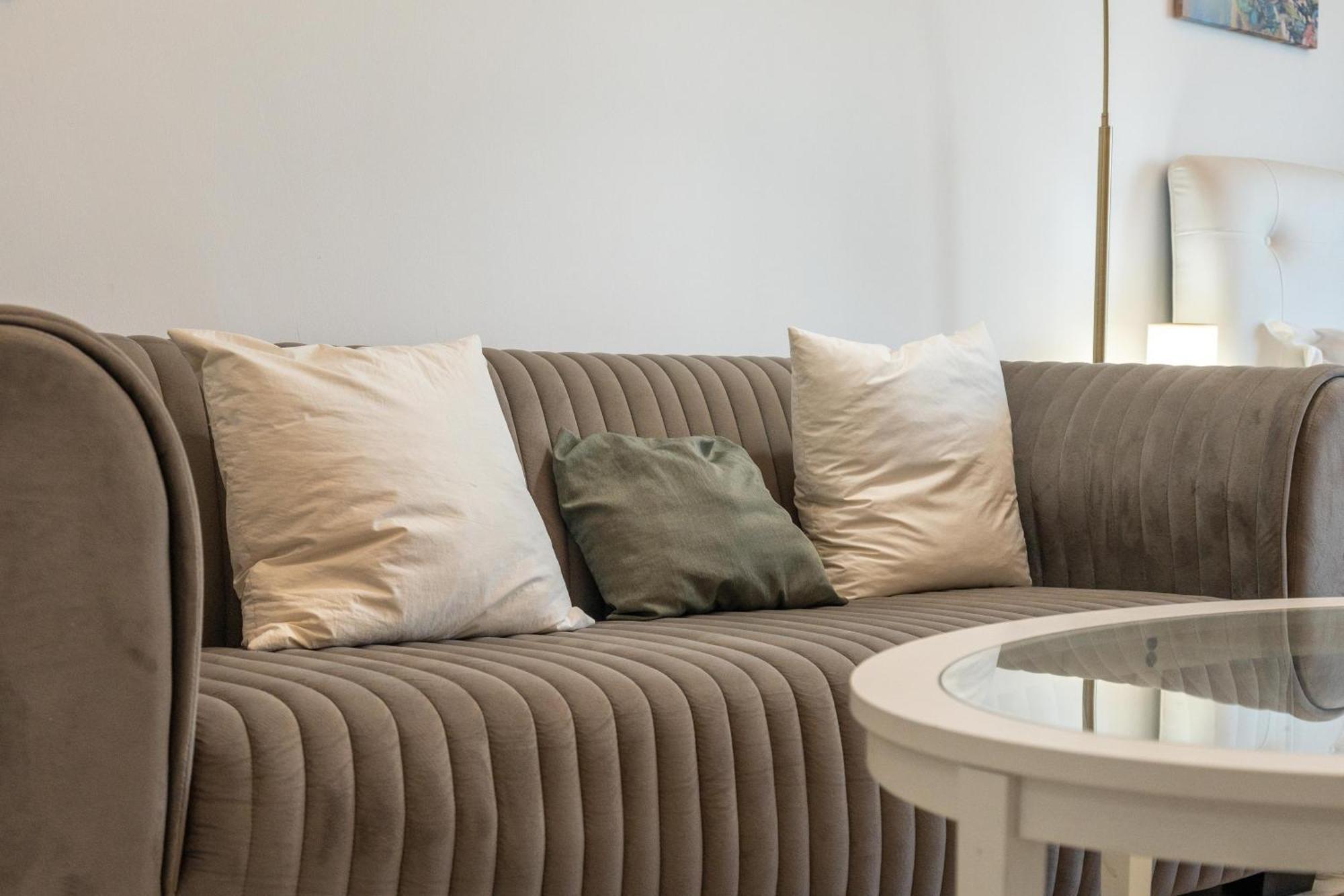 Apartment Bespoke Homes - With Canal Views In Millenium Binghatti Residences *