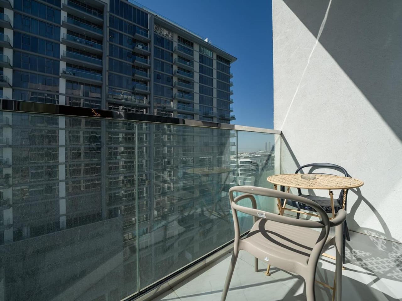 Luxury Lagoon-side Living 1-bed In District One Apartment