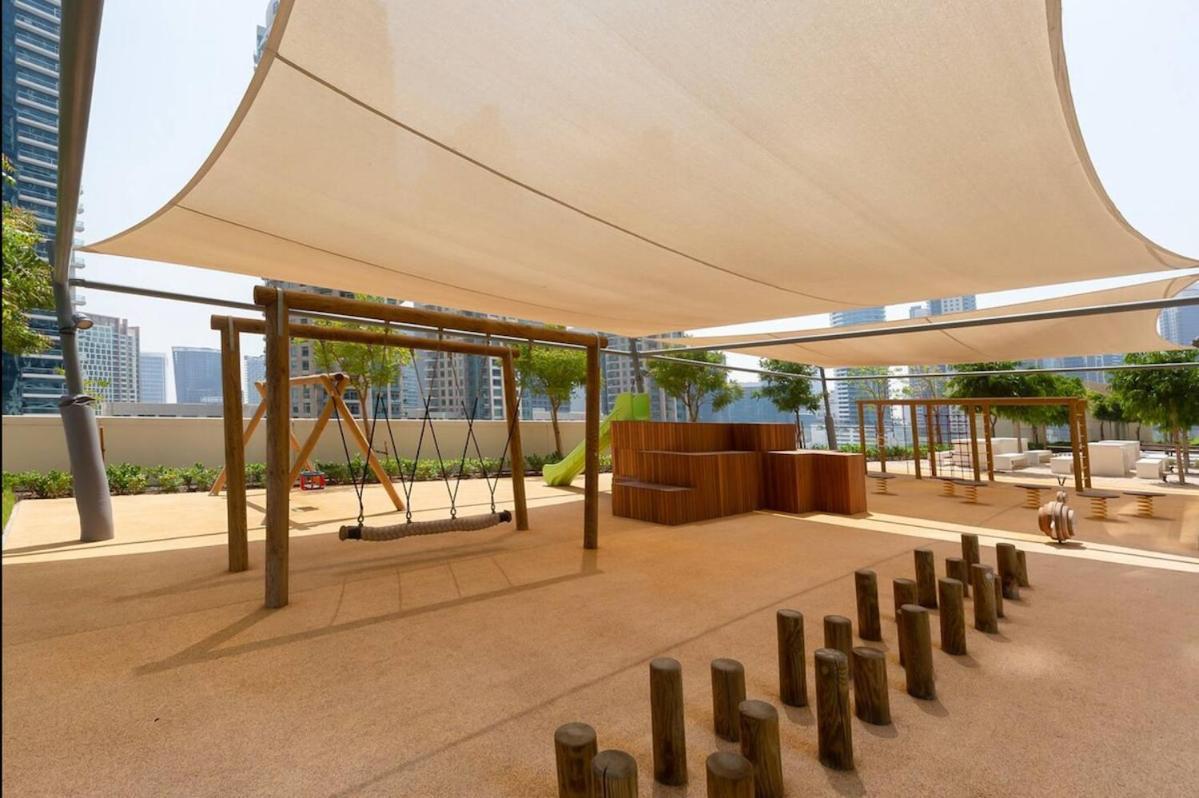 Rooftop Lounge - Walk To Mall & Burj Khalifa - Downtown *