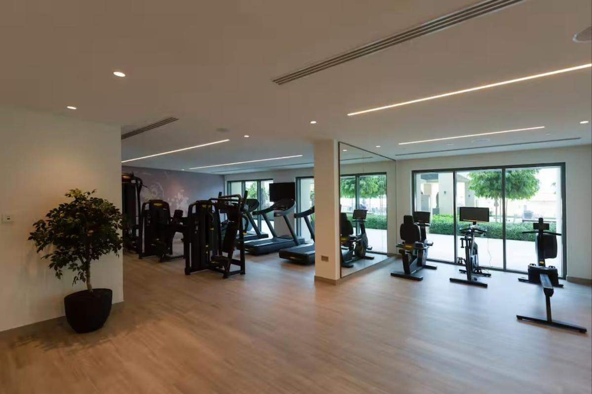 Rooftop Lounge - Walk To Mall & Burj Khalifa - Downtown Apartment Dubai
