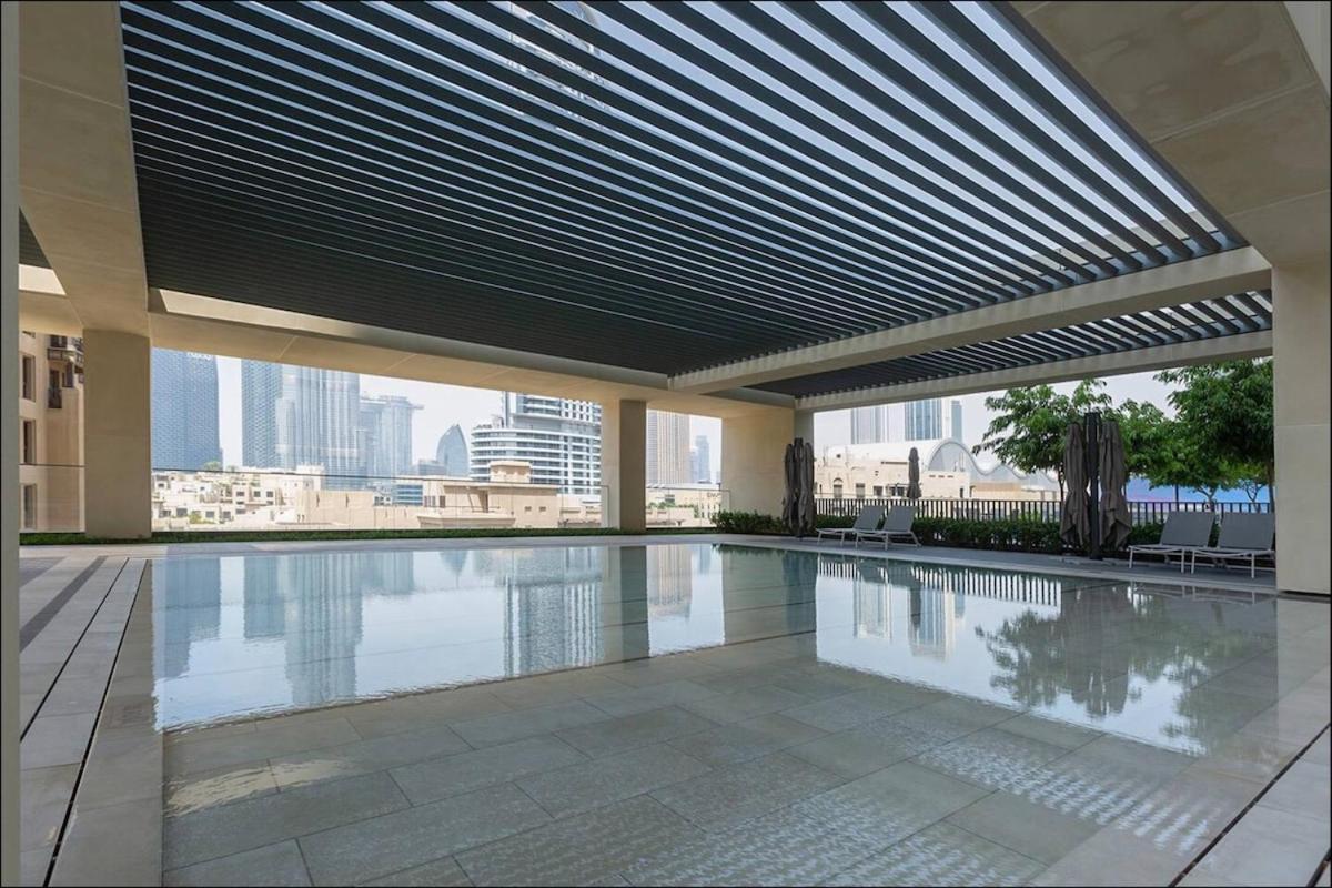 Rooftop Lounge - Walk To Mall & Burj Khalifa - Downtown Apartment Dubai