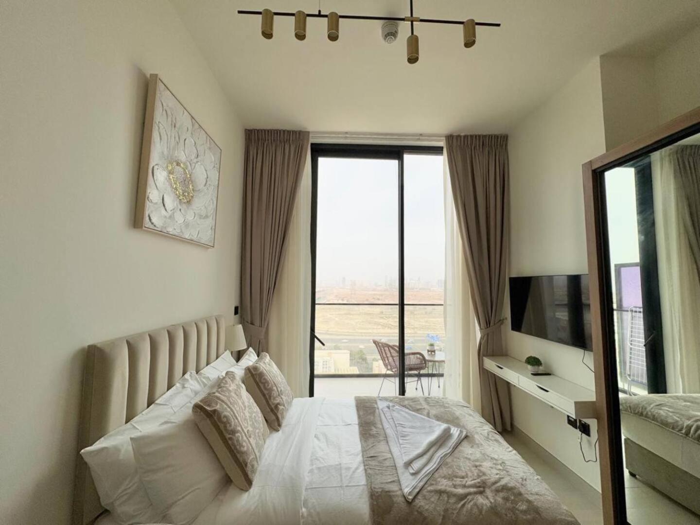 Charming In Jvc With Balcony Apartment *