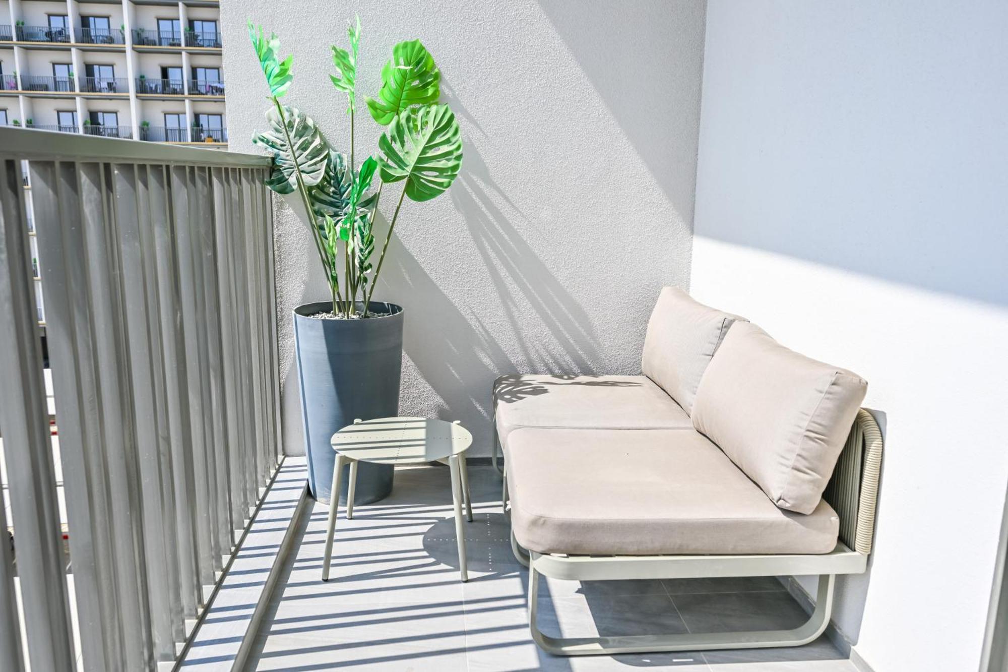 Apartment Charming In Meydan By Deleguest