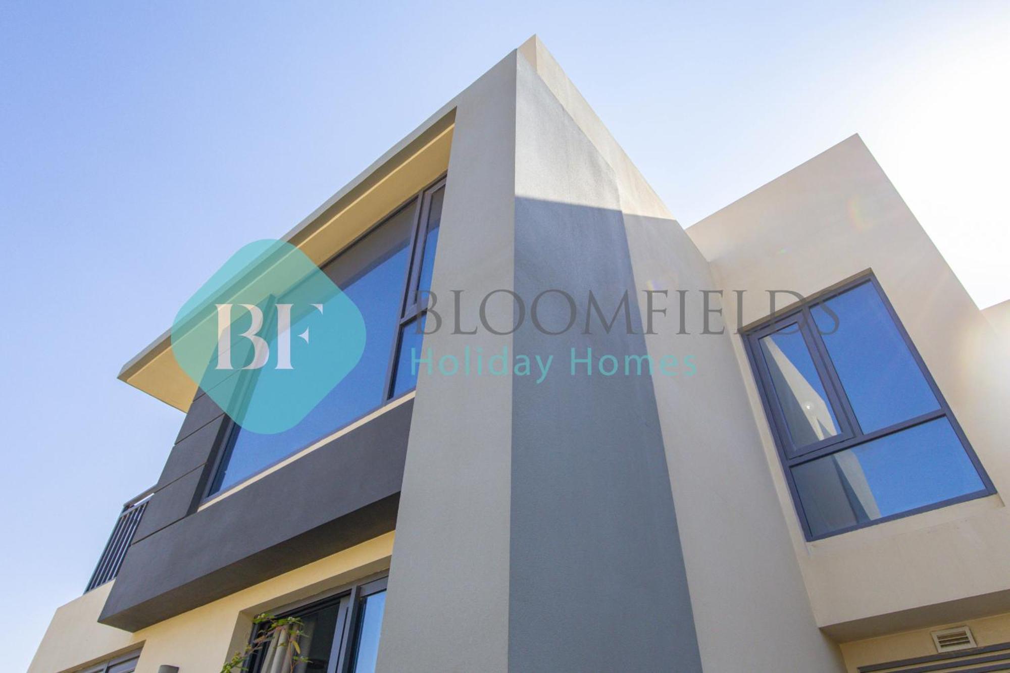 Bloomfields Royal 4br In Hills Villa Dubai