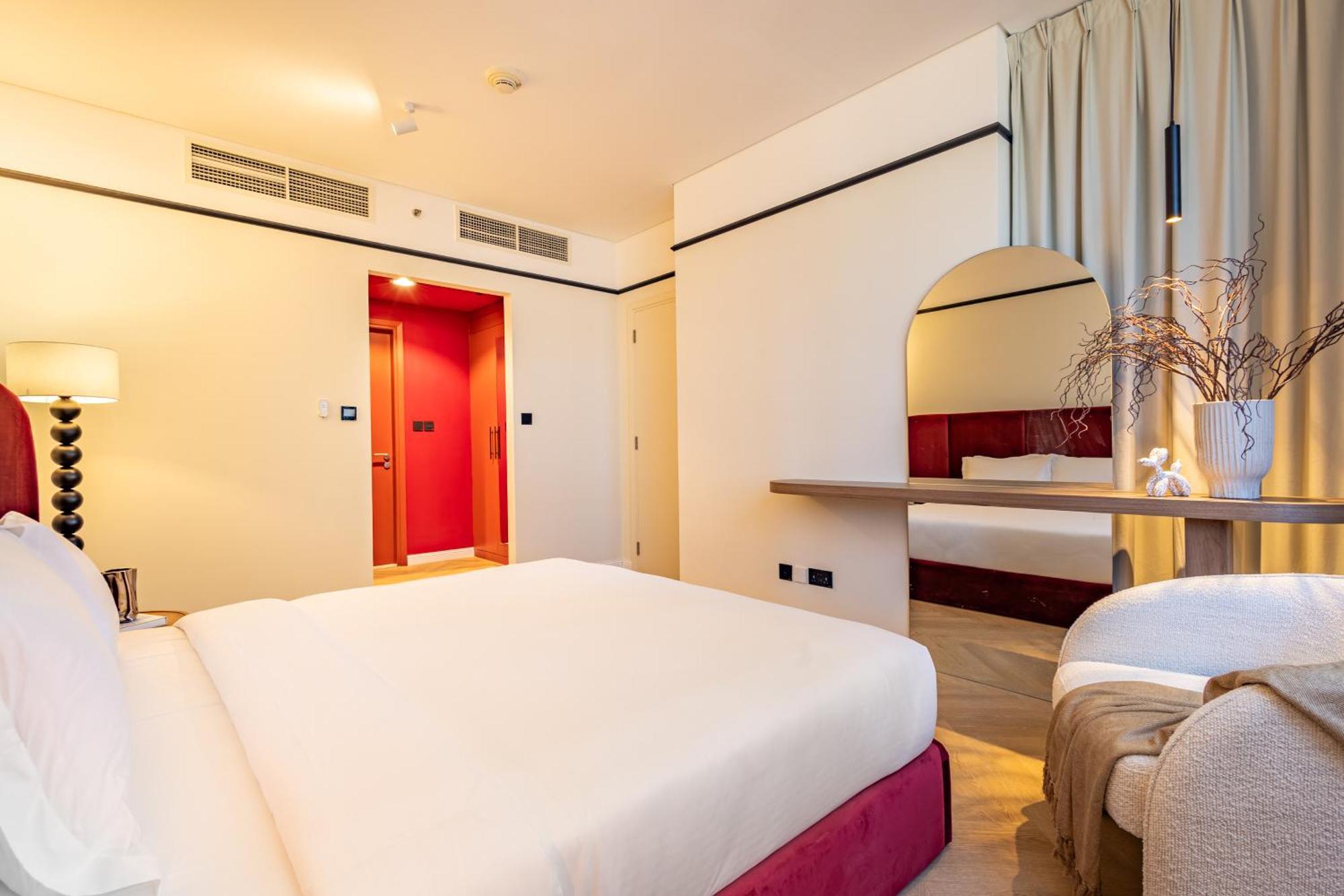 Stylish Luxury In The Heart Of Difc *