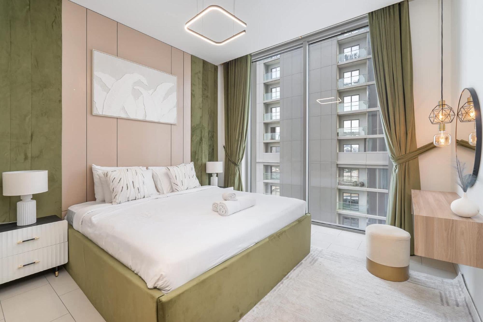 Lavish 2br In Sobha Creek Vistas Apartment *