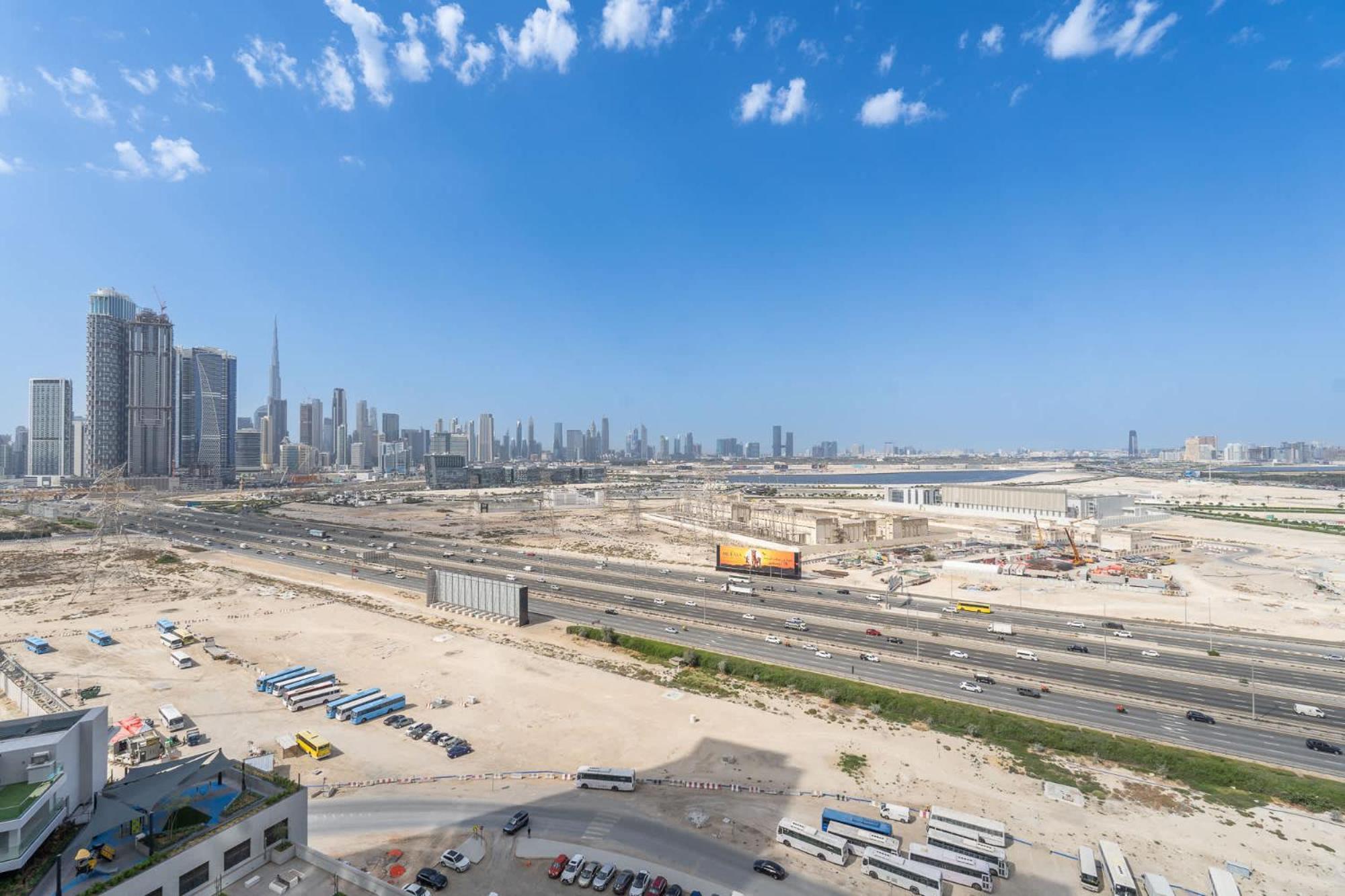 Lavish 2br In Sobha Creek Vistas Apartment