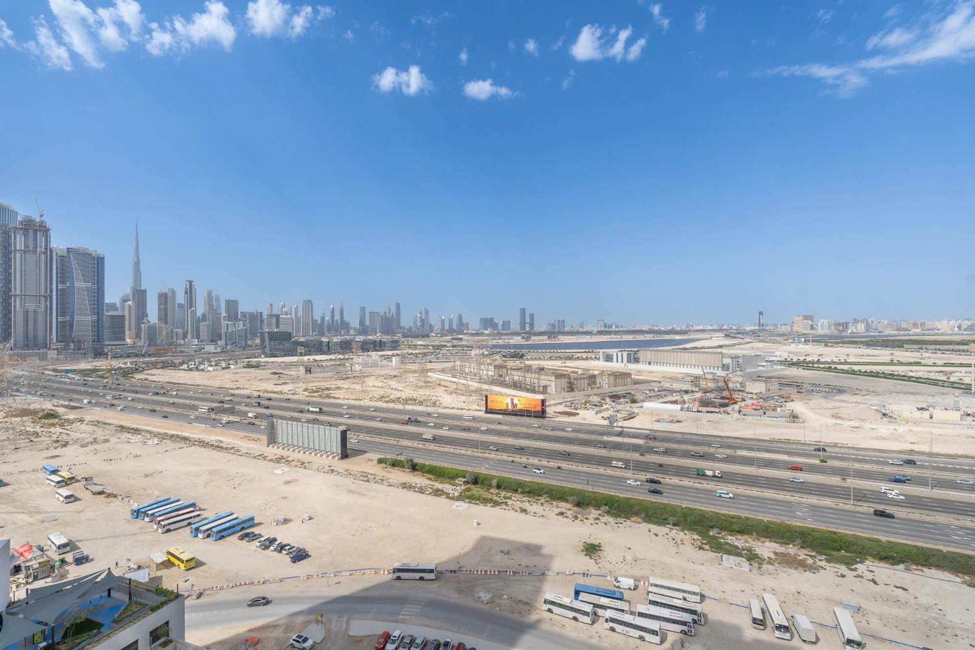 Lavish 2br In Sobha Creek Vistas Apartment *