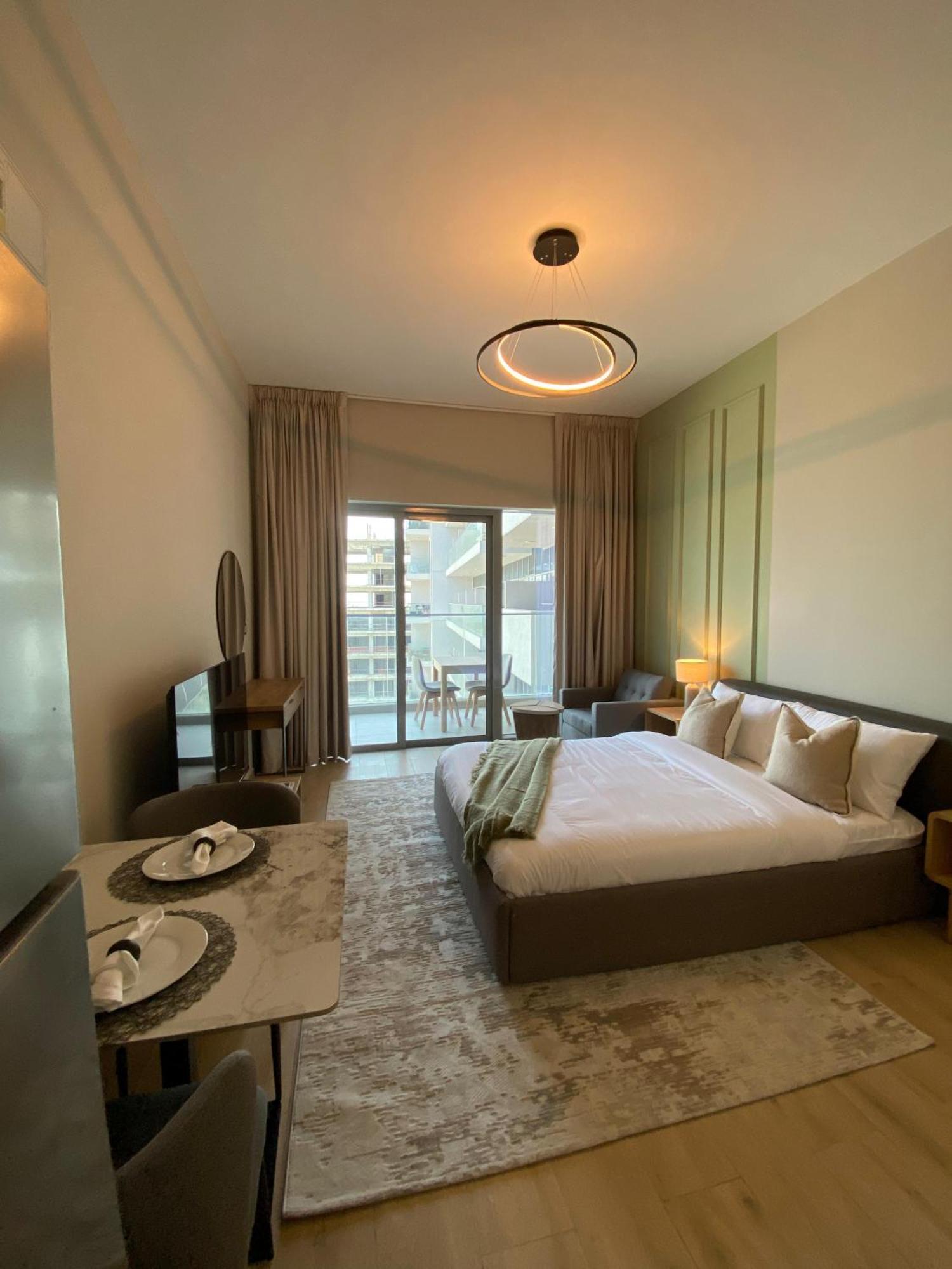 Apartment Furnished Next To Metro *