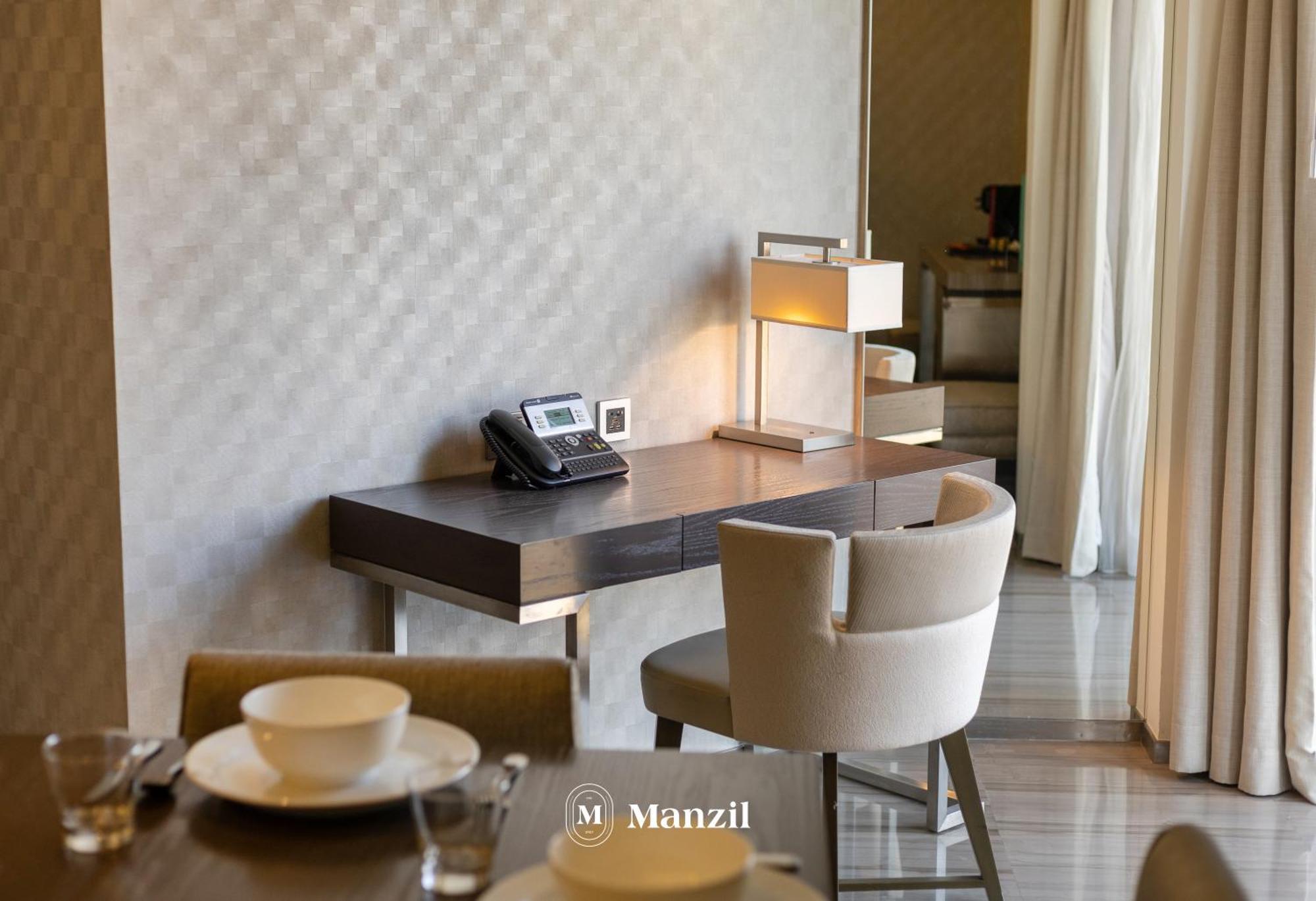 Luxury & In Creek Heights, Near Wafi Mall & Frame Apartment