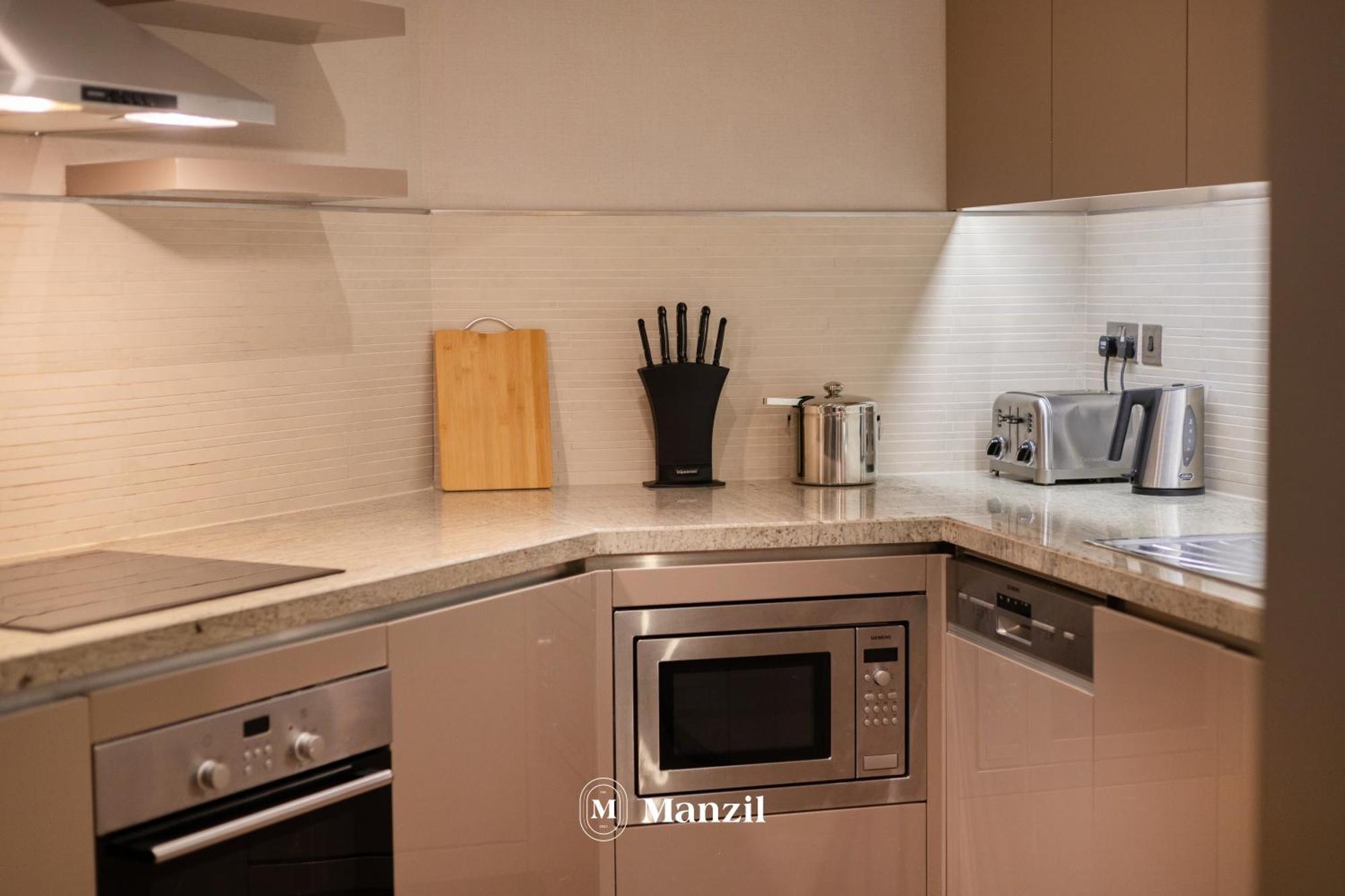Apartment Luxury & In Creek Heights, Near Wafi Mall & Frame *