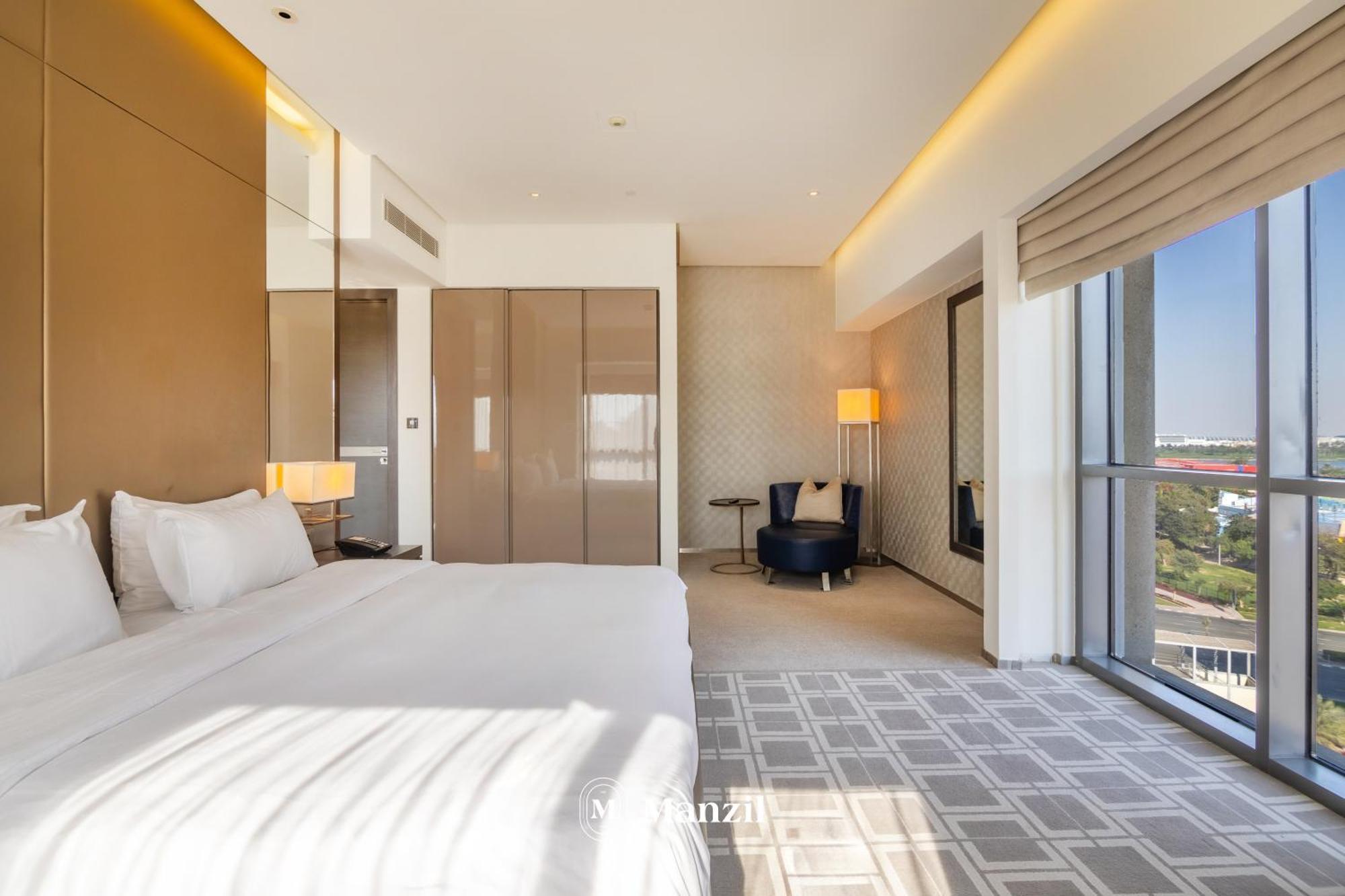 Luxury & In Creek Heights, Near Wafi Mall & Frame Apartment Dubai