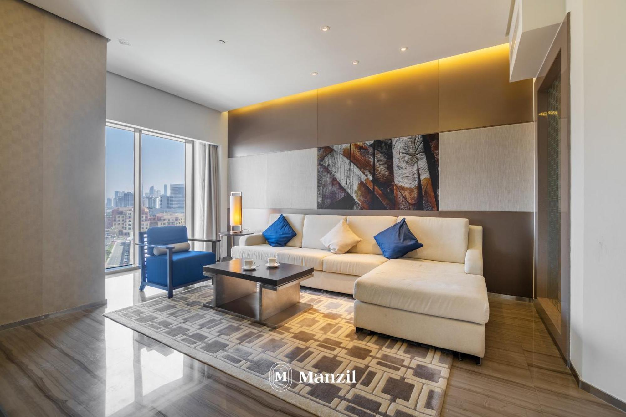 Luxury & In Creek Heights, Near Wafi Mall & Frame Apartment