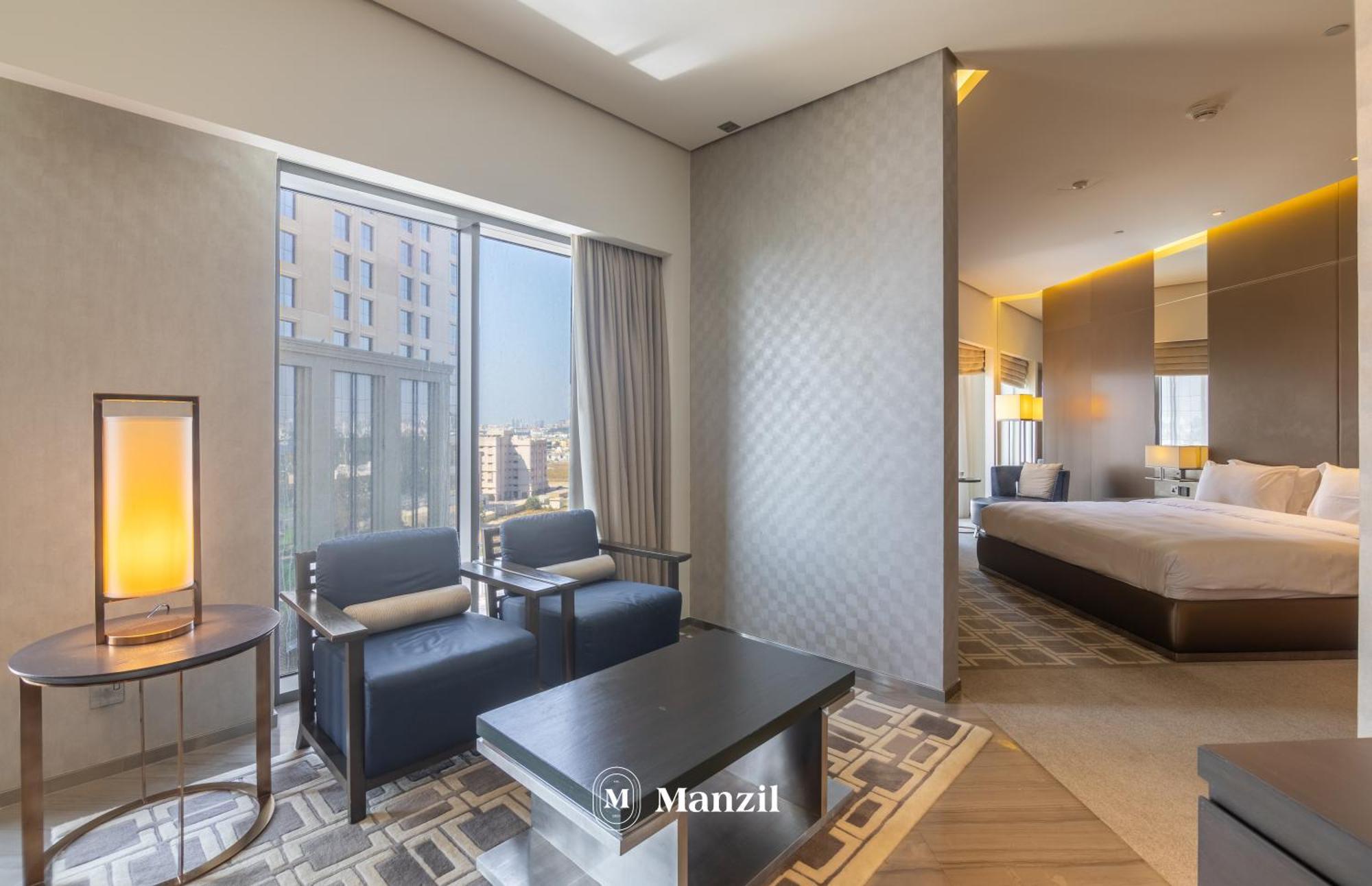Luxury & In Creek Heights, Near Wafi Mall & Frame Apartment
