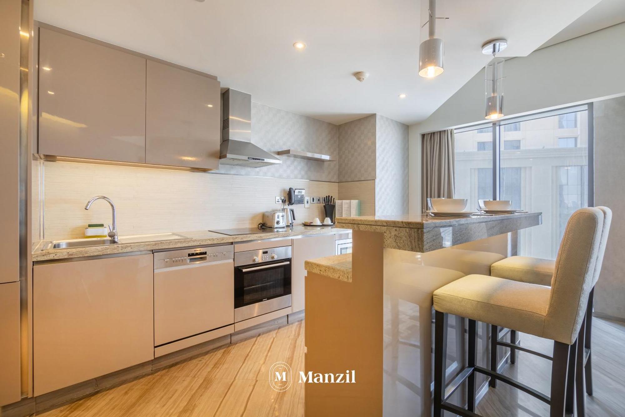 Luxury & In Creek Heights, Near Wafi Mall & Frame * Dubai