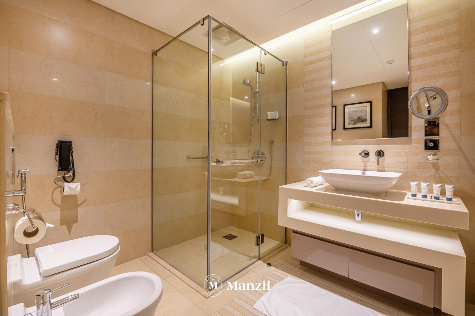 Luxury & In Creek Heights, Near Wafi Mall & Frame Apartment *