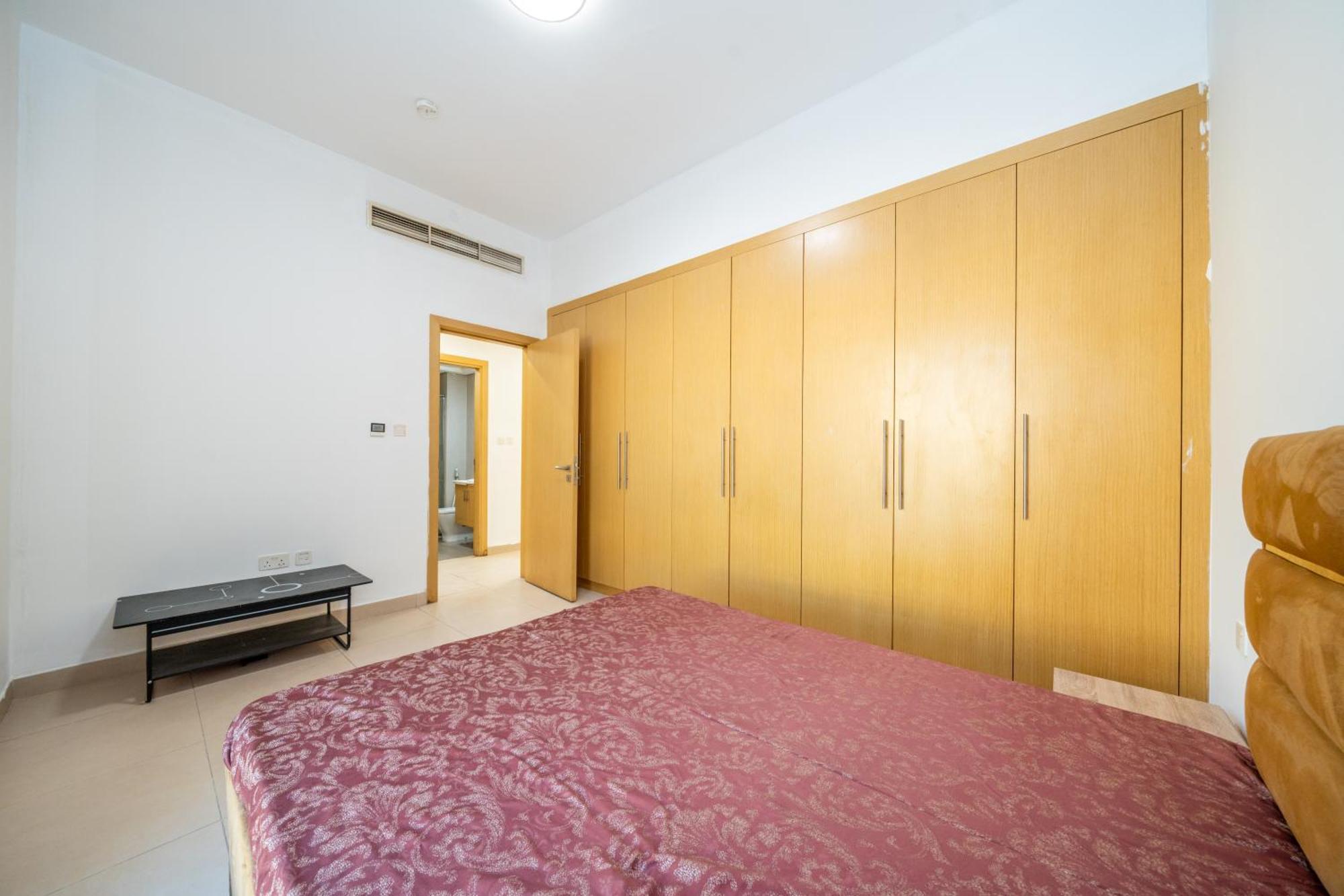 Villa Elegant 3br Sky With Large Balcony And Yard *