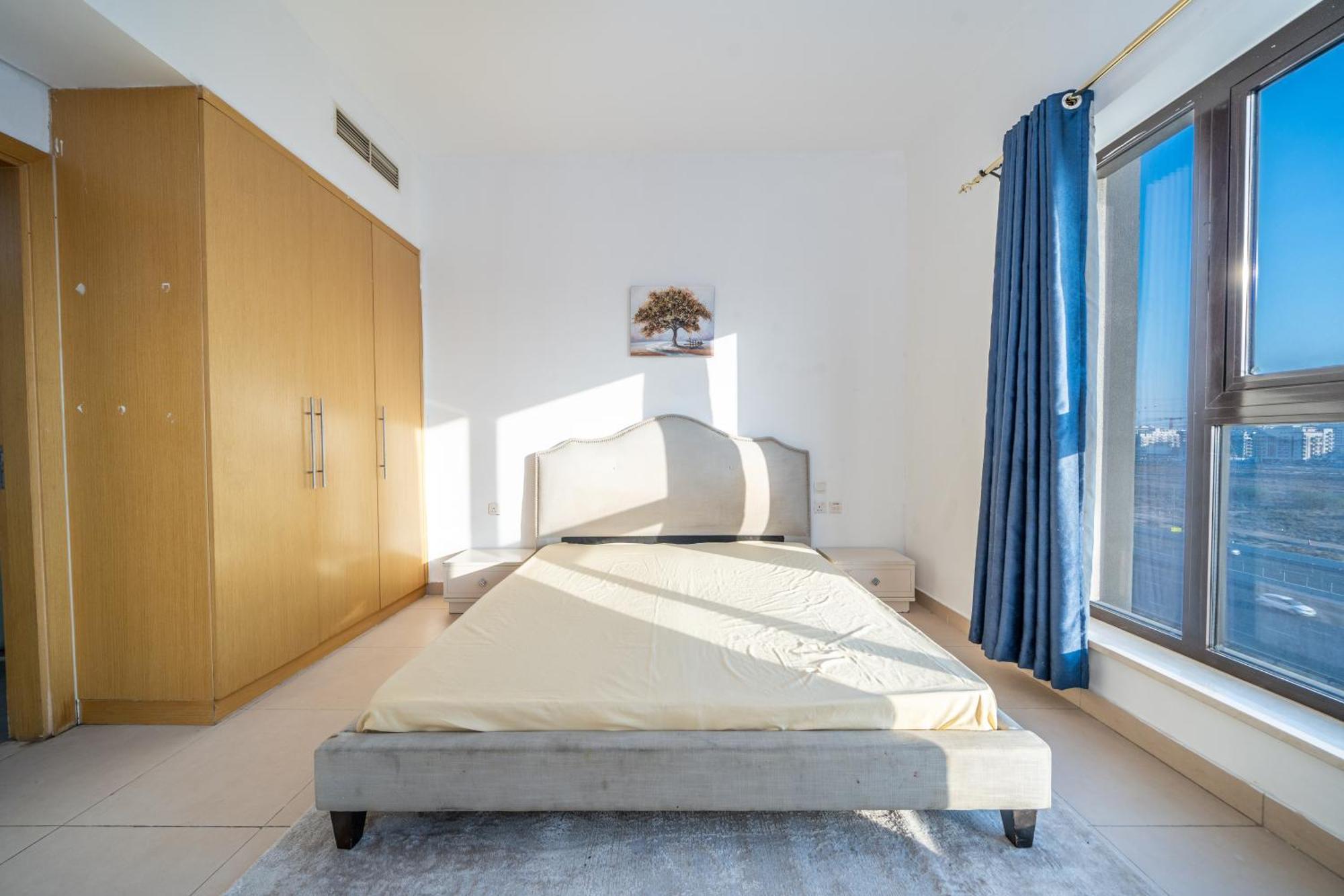 Villa Elegant 3br Sky With Large Balcony And Yard *