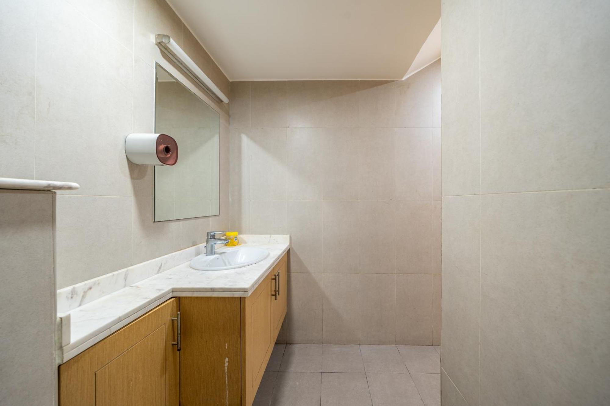 Elegant 3br Sky With Large Balcony And Yard Villa *
