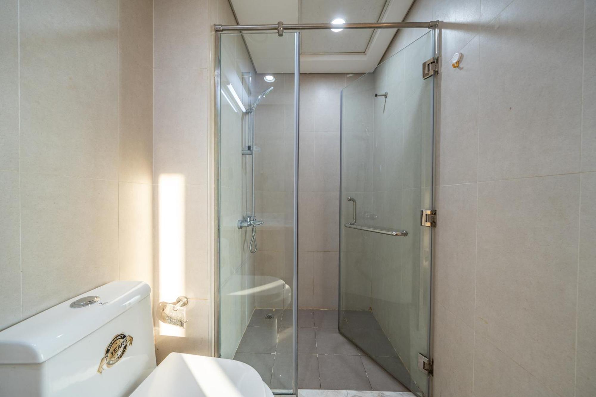 Elegant 3br Sky With Large Balcony And Yard Villa Dubai