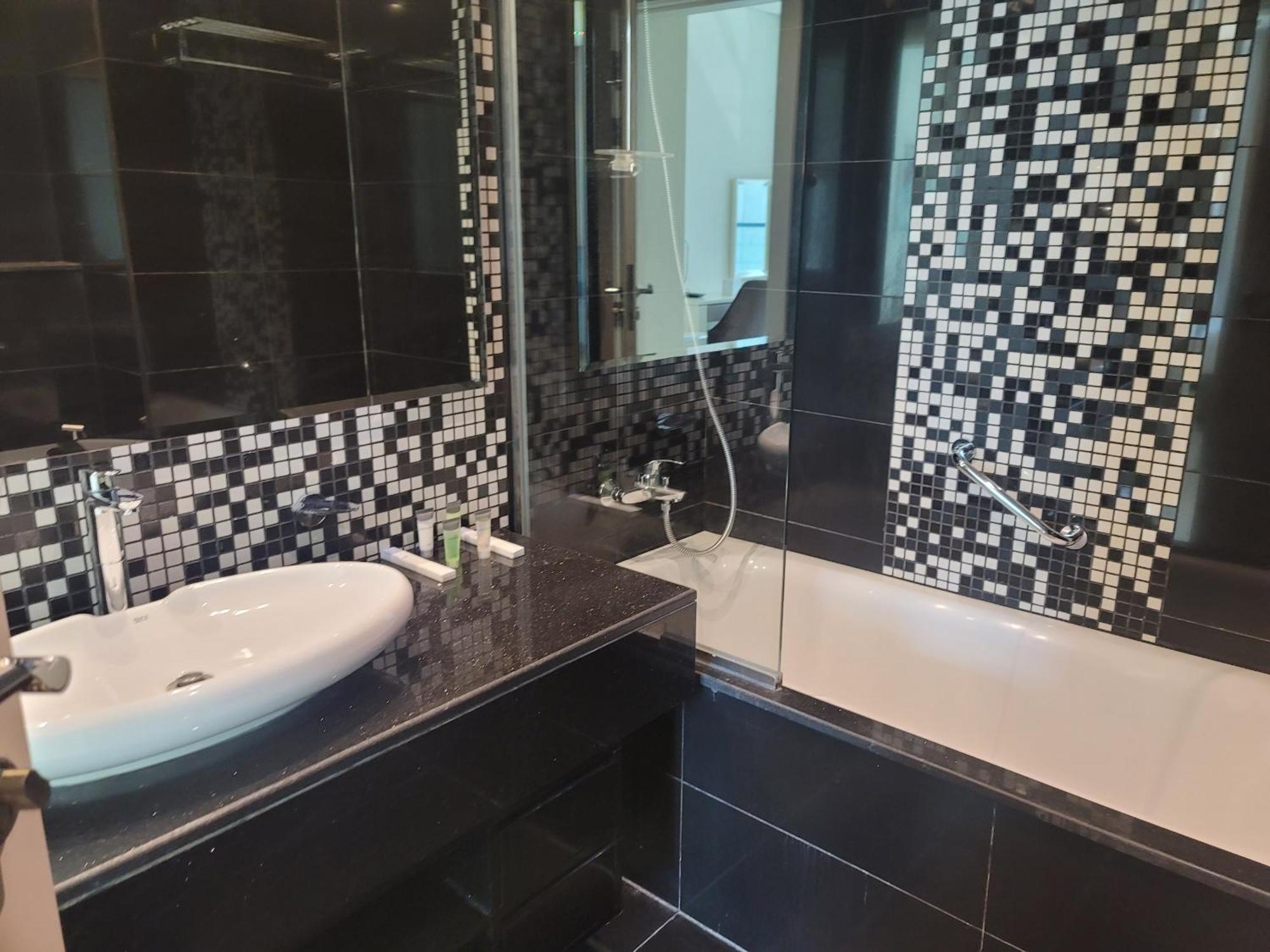 Damac Bays Edge Dubai