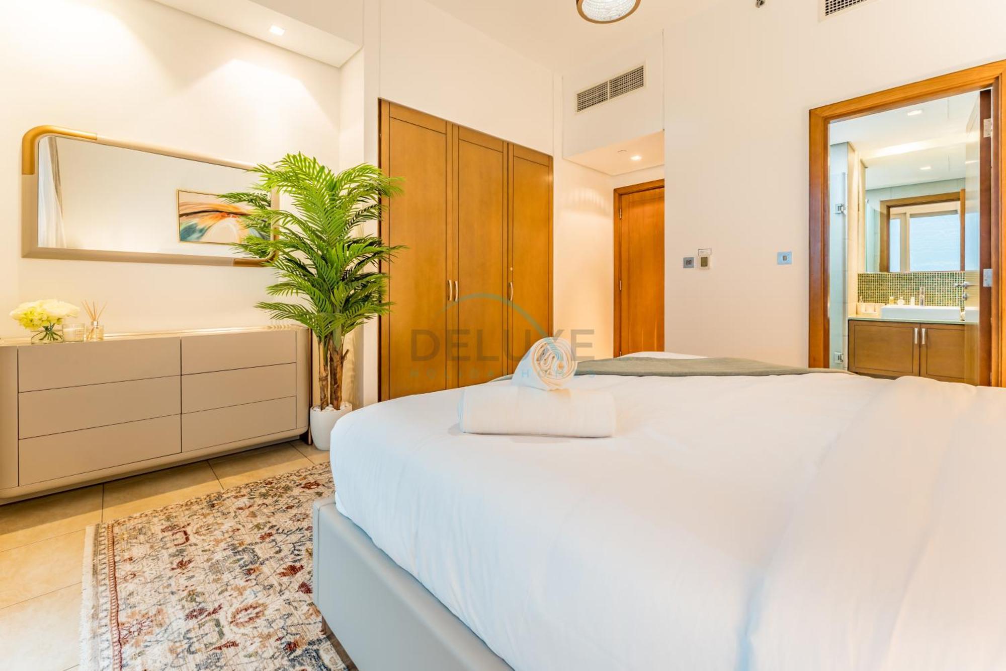 Glance At The Royal Atlantis Right By Spots 2br, Marina 3, Palm Jumeirah By Deluxe Homes *