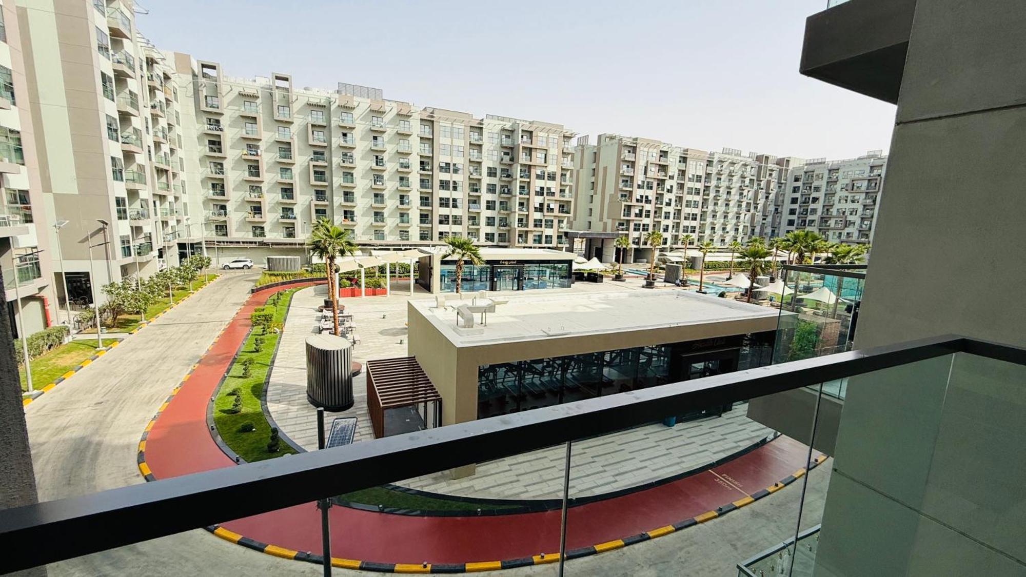 Lawnz Luxury Furnished With Balcony Swimming Pool Gym Kids Play Ground Apartment
