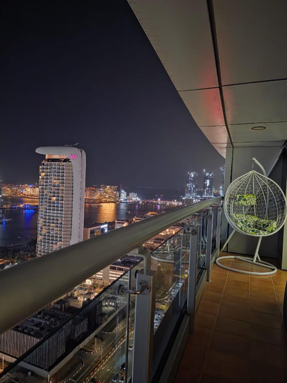 28- Affortable Cozy Living, Work Friendly, Longer Stays Next To Tram * Dubai