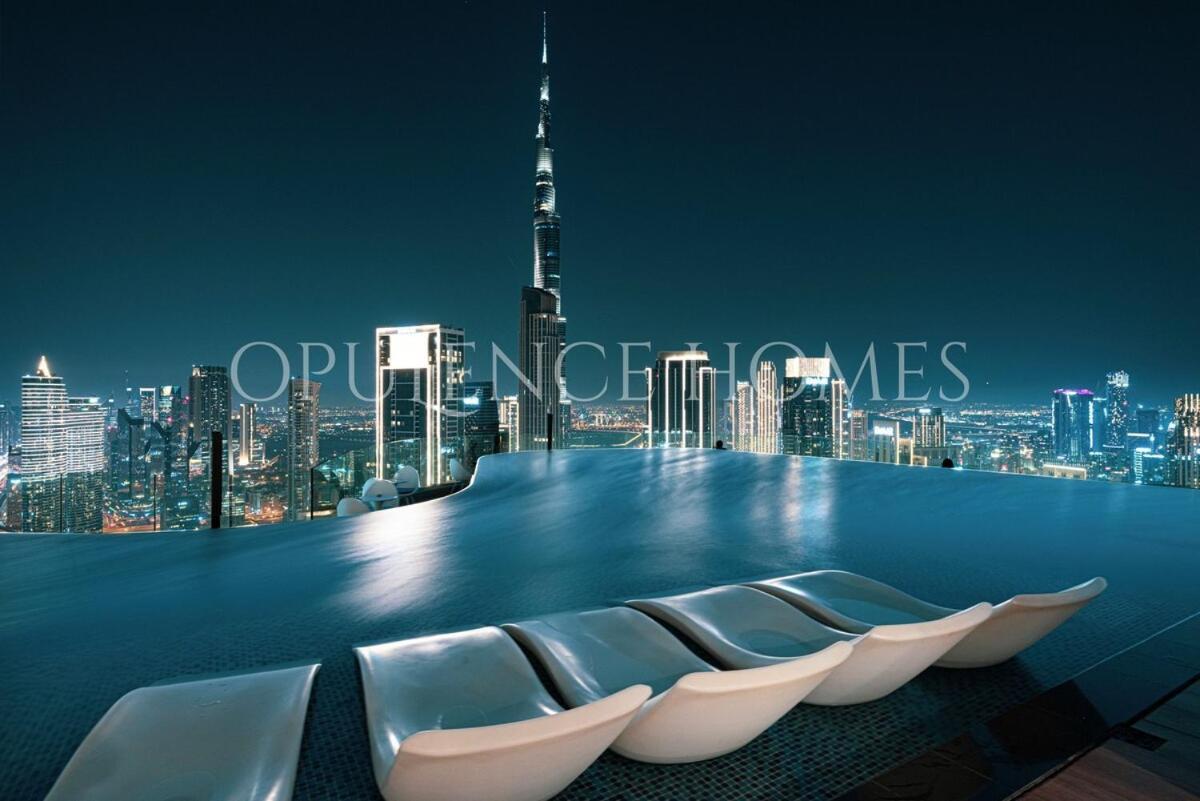 Burj Khalifa Views From The Highest Infinity Pool In Dubai