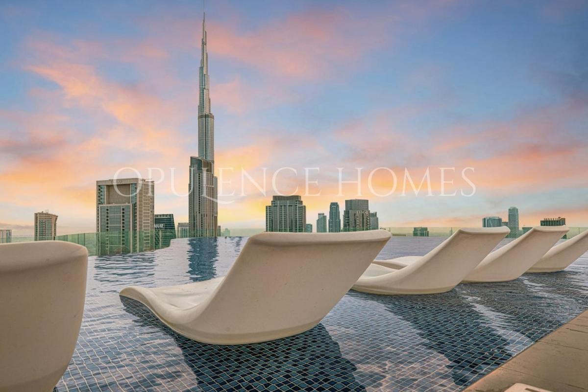 Burj Khalifa Views From The Highest Infinity Pool In Apartment