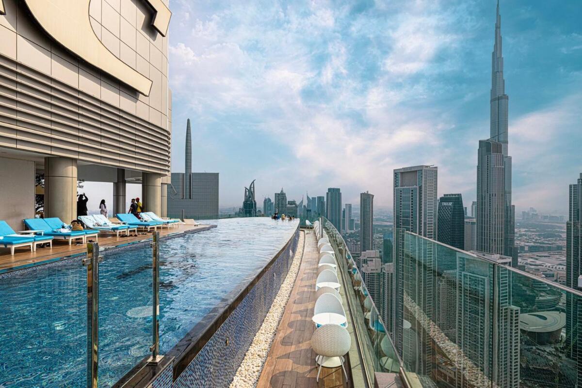 Burj Khalifa Views From The Highest Infinity Pool In * Dubai