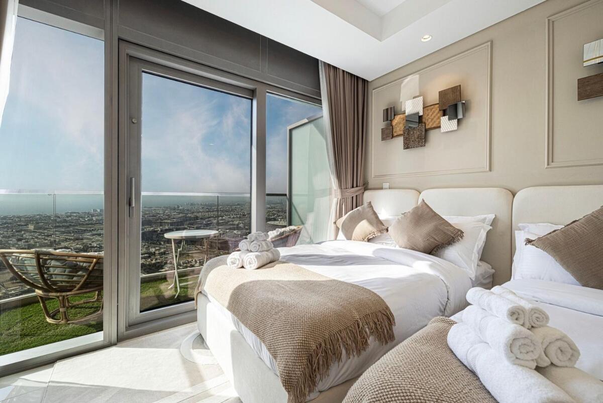 Burj Khalifa Views From The Highest Infinity Pool In Apartment Dubai