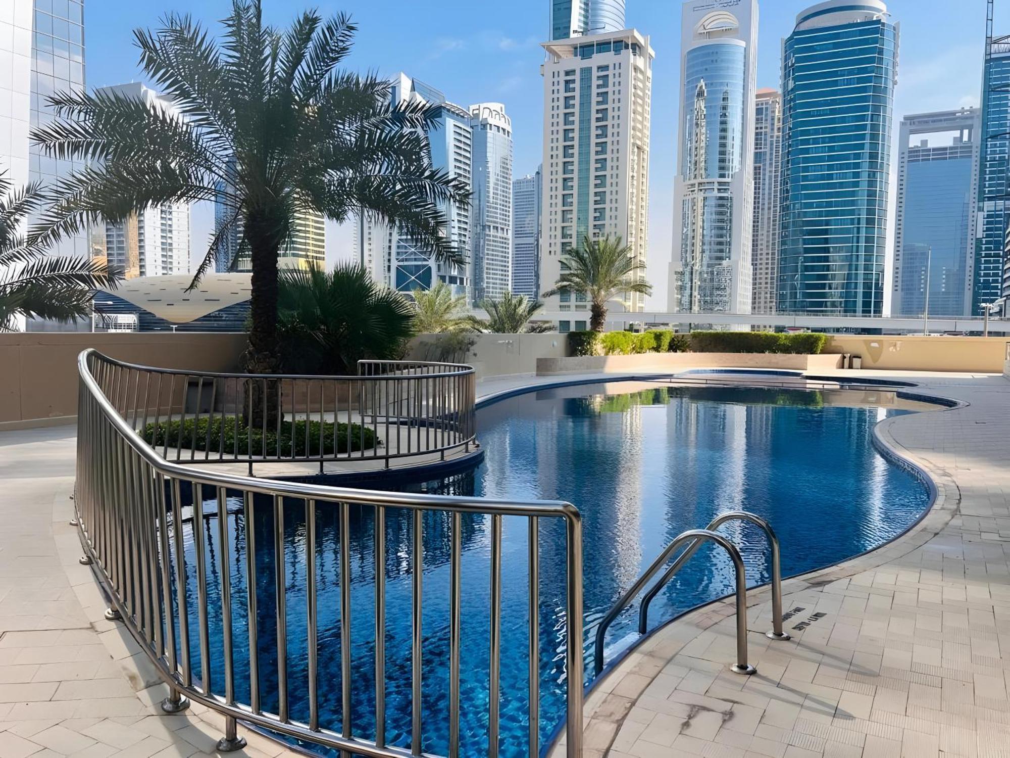 Apartment Marina Escape Steps To Metro & *