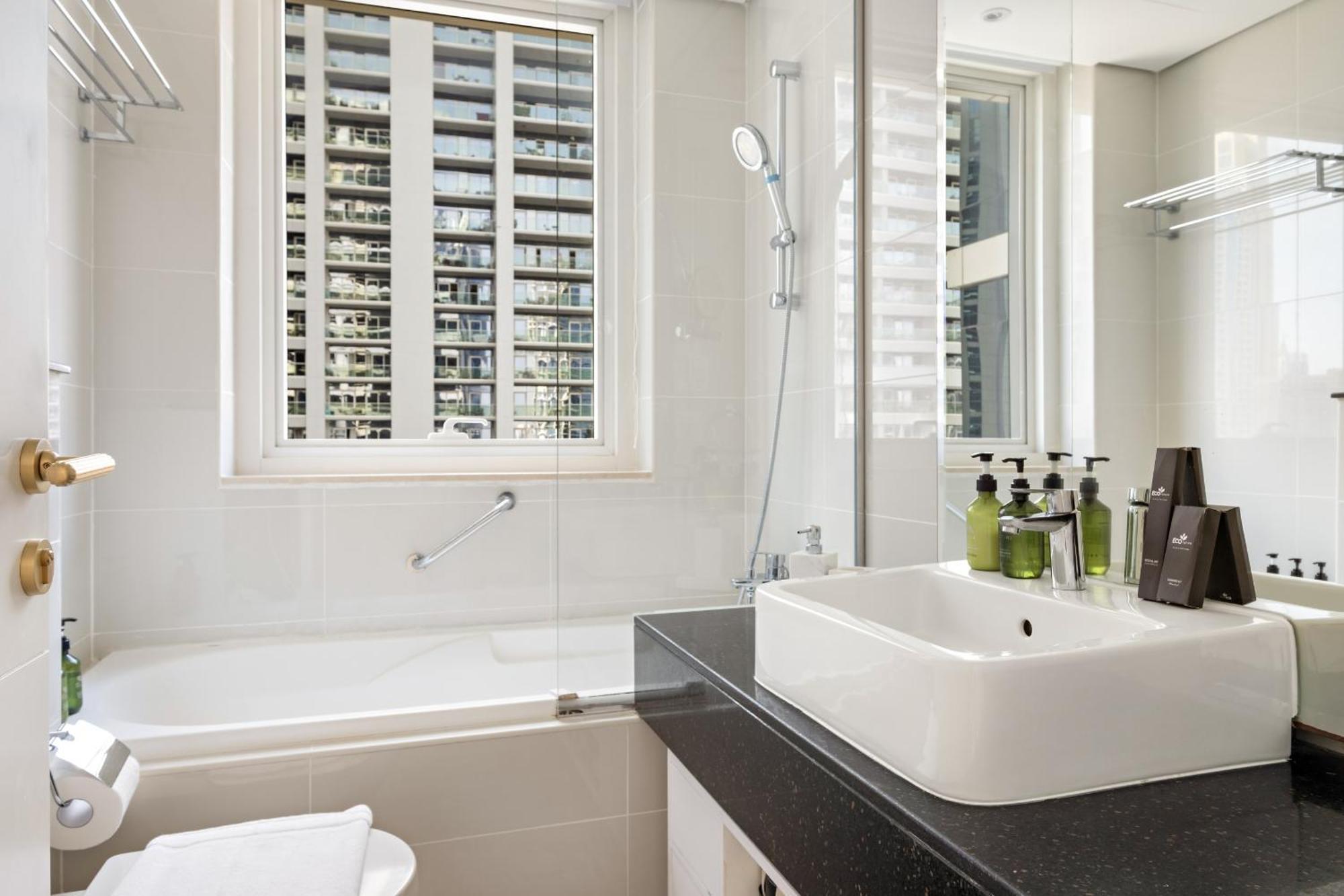Apartment Vayk - Sophisticated 1 Bd In Business Bay