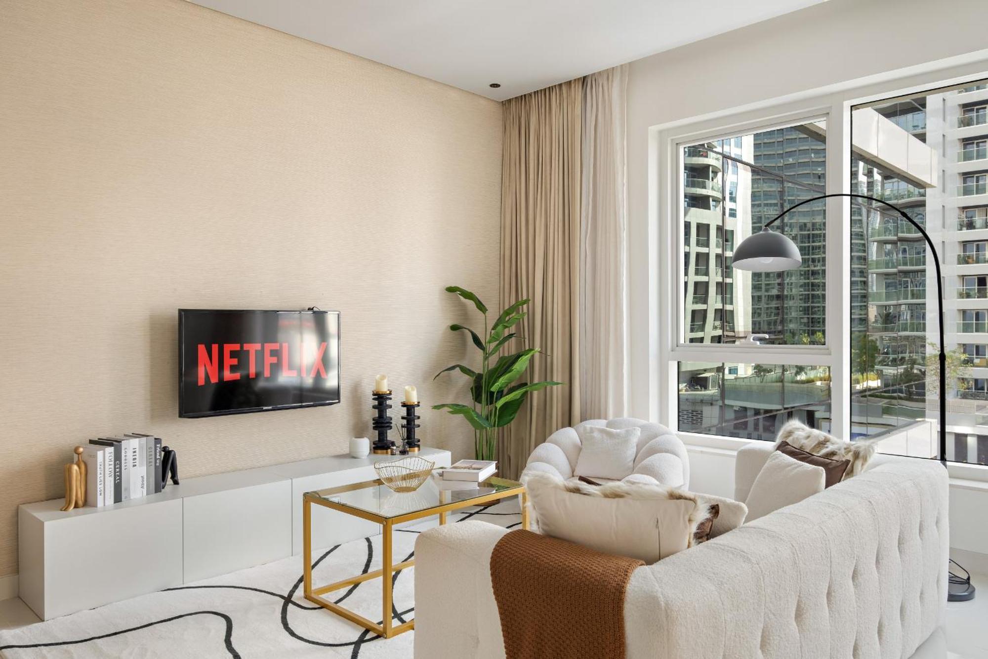 Vayk - Sophisticated 1 Bd In Business Bay