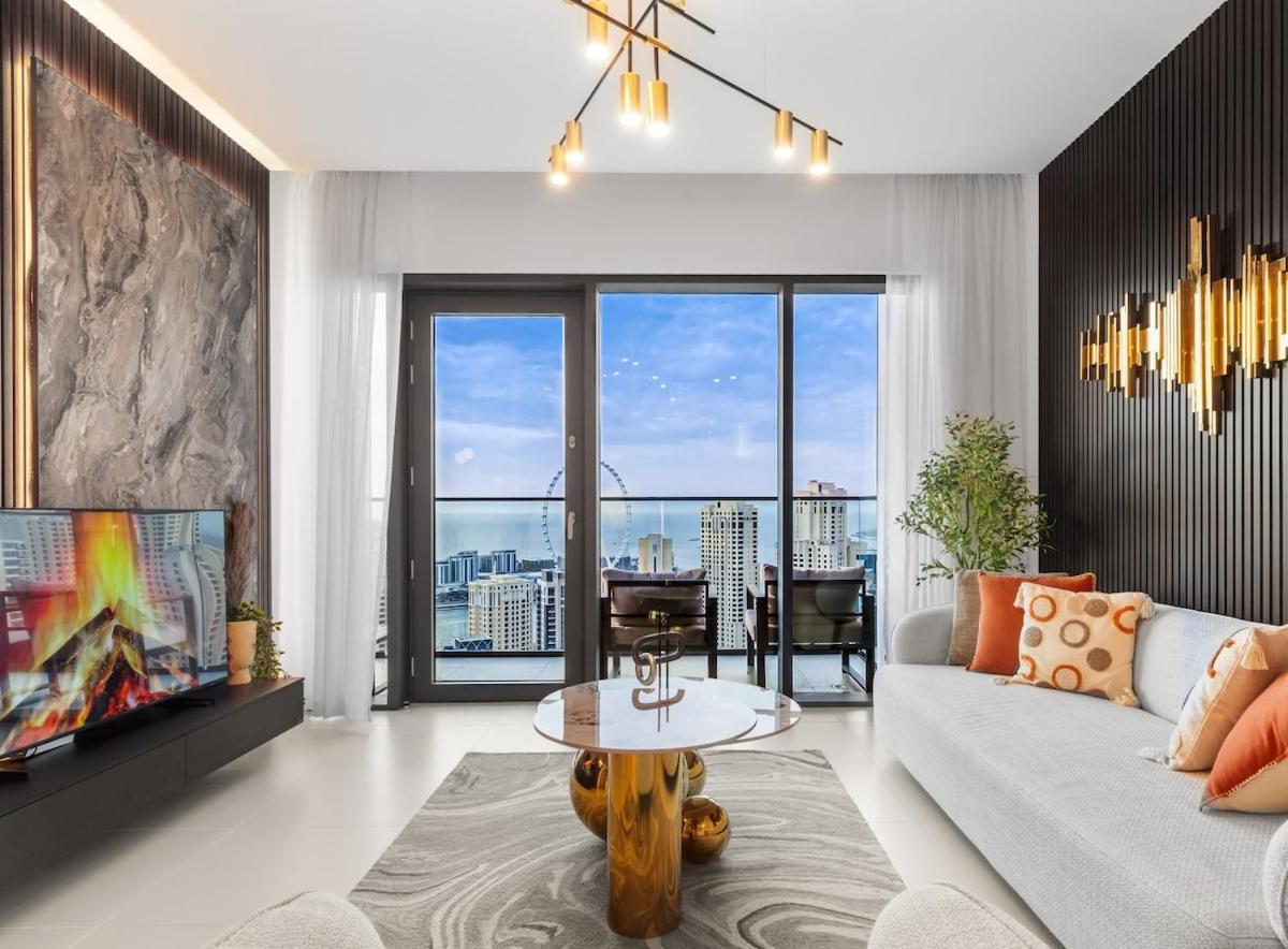 The Ultimate Luxury - Eye & Marina Views Dubai