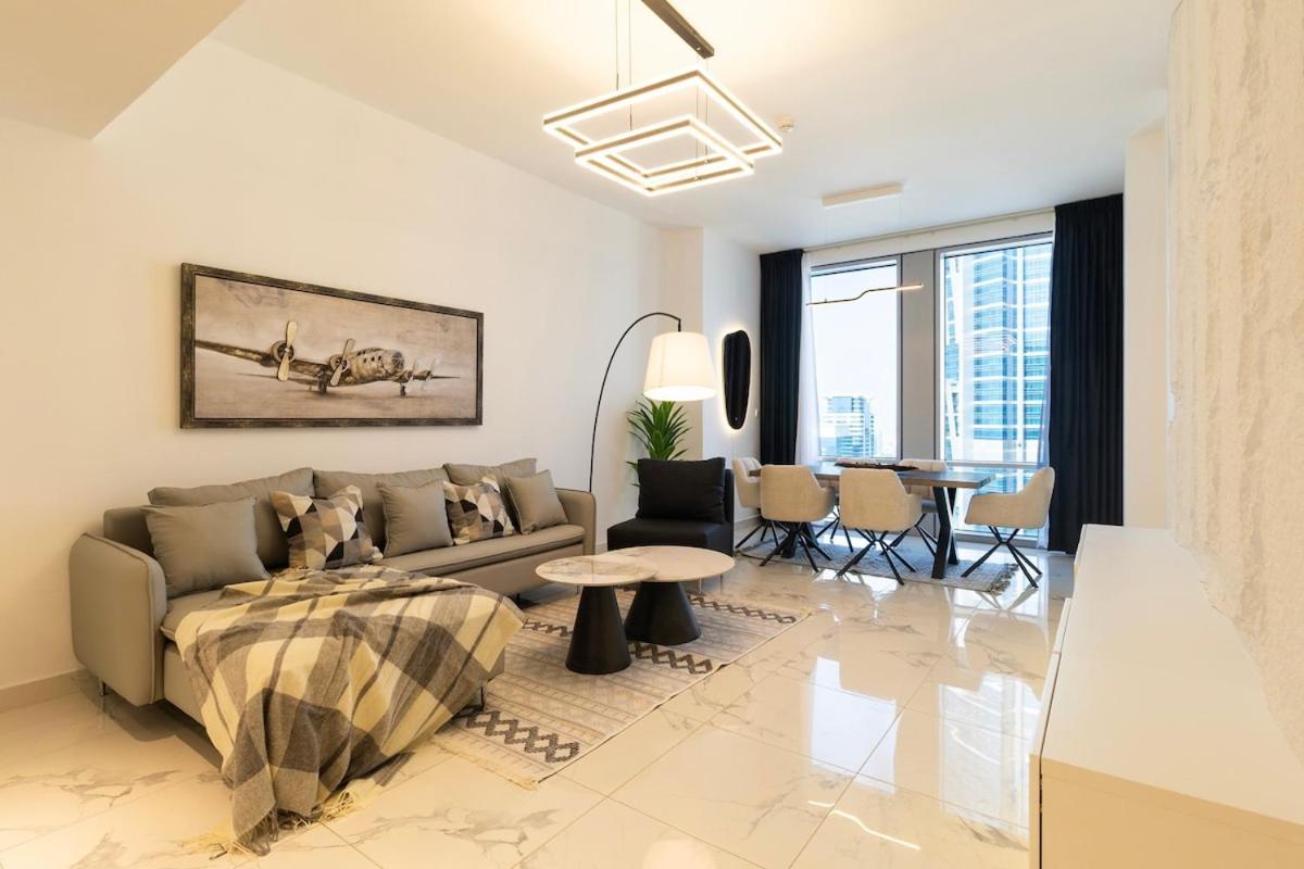 Apartment Burj Khalifa View In Business Bay Dubai