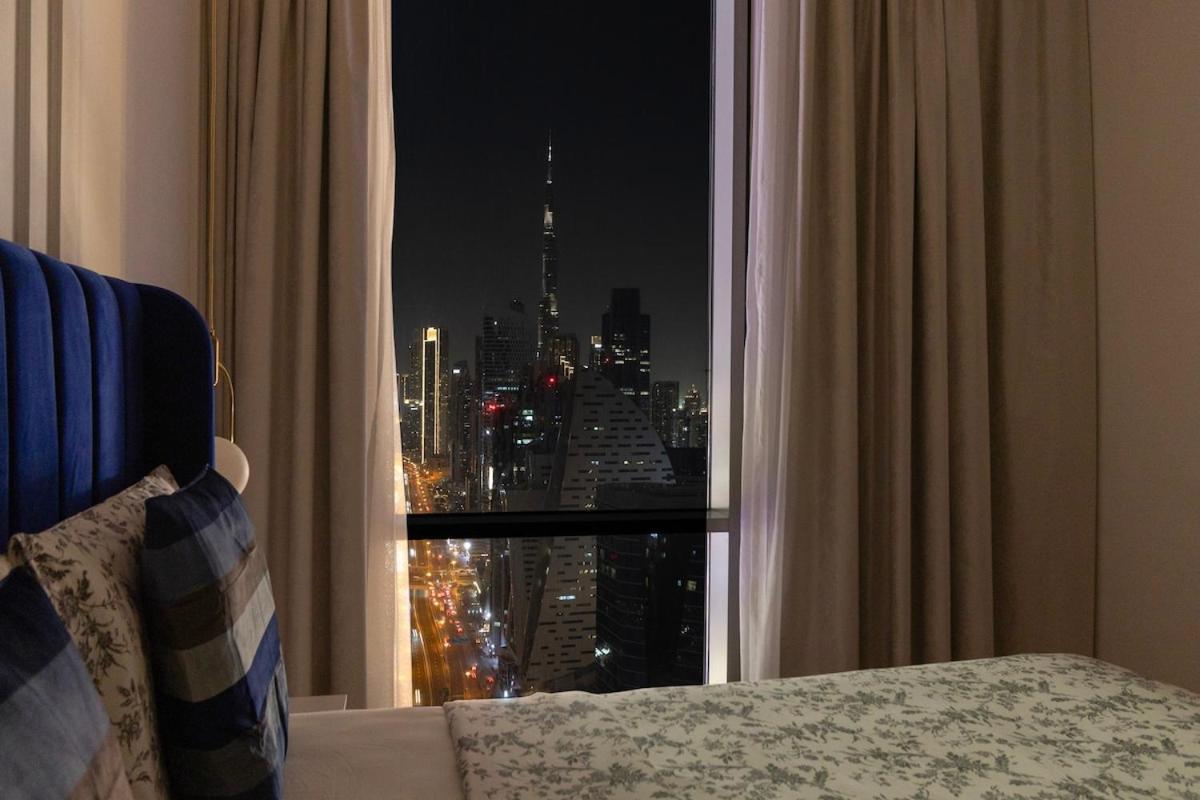 Apartment Burj Khalifa View In Business Bay