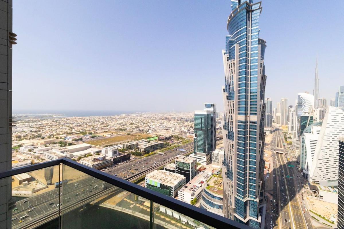 Apartment Burj Khalifa View In Business Bay *