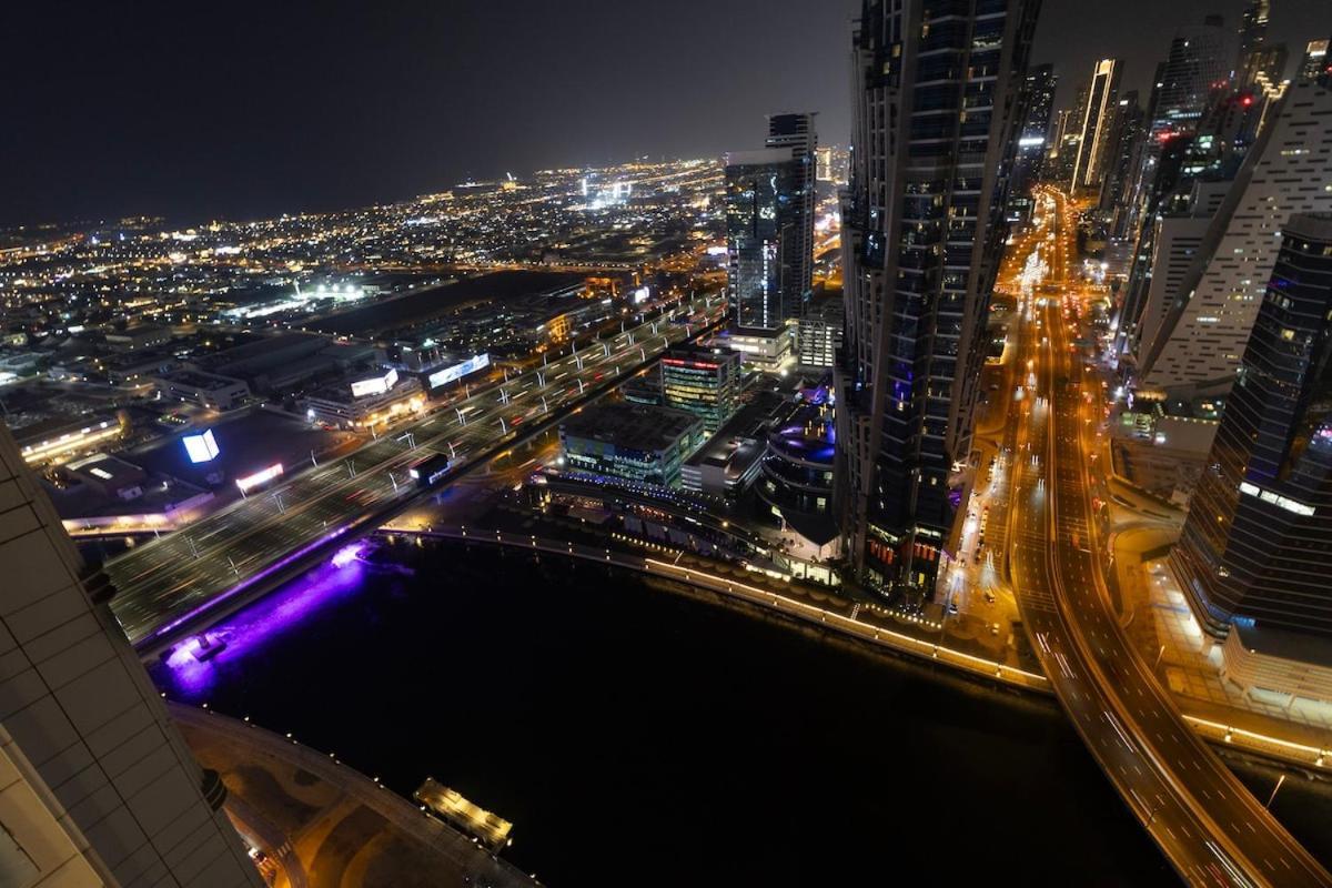 Apartment Burj Khalifa View In Business Bay Dubai