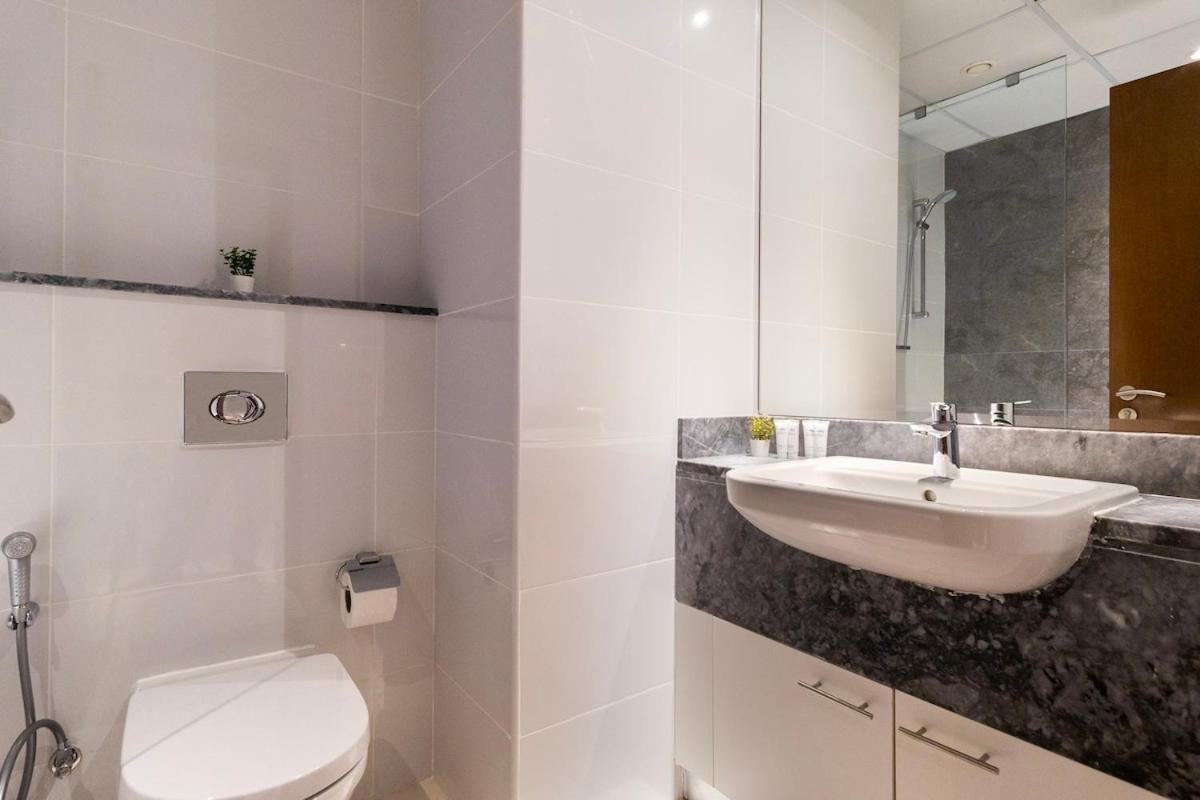 Apartment Burj Khalifa View In Business Bay Dubai