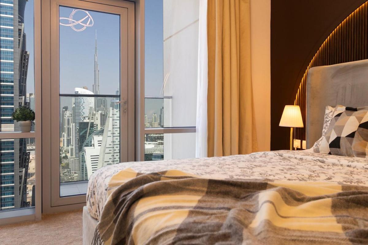 Apartment Burj Khalifa View In Business Bay