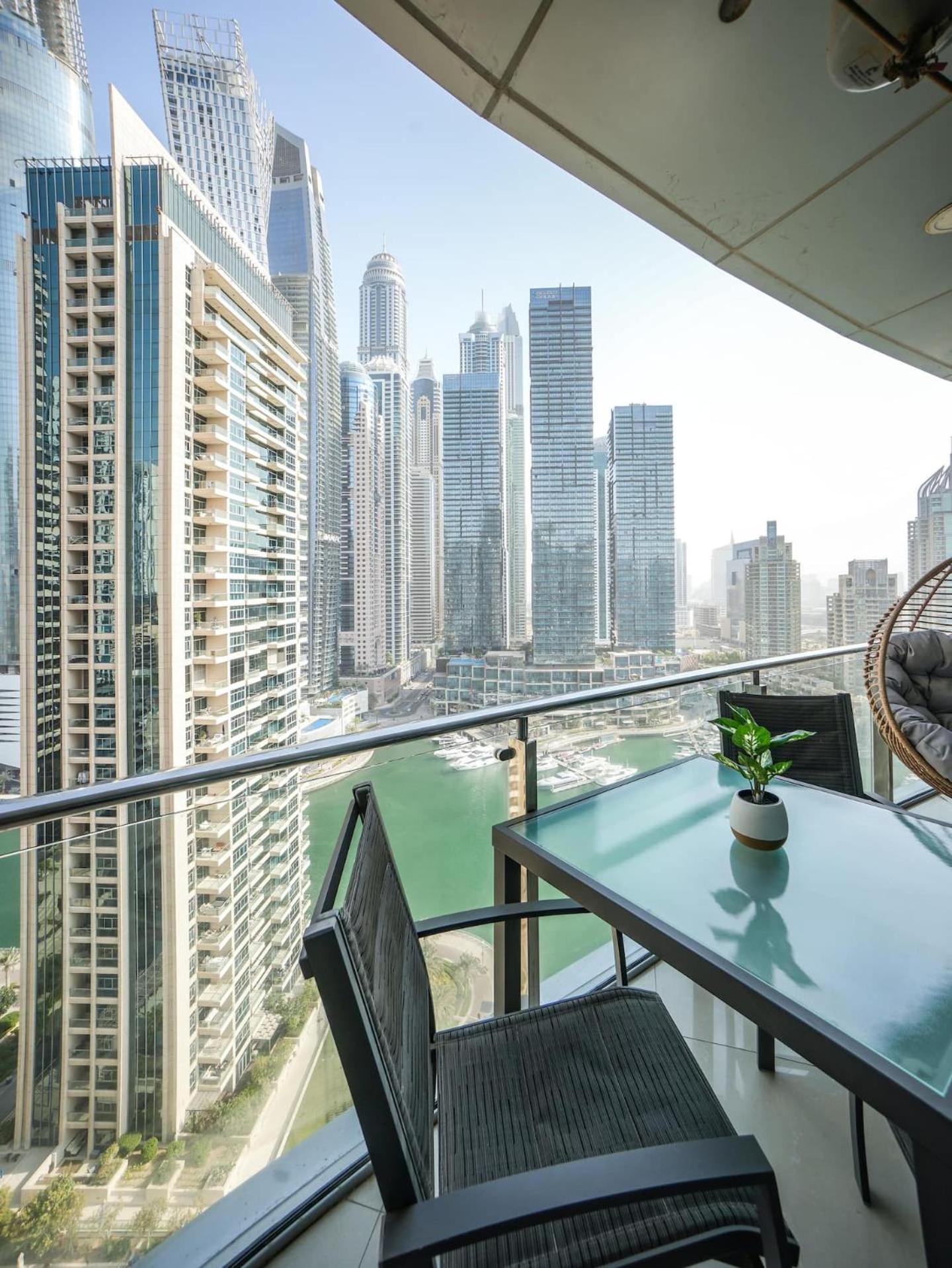 Deluxe 3 Bedroom With Marina & Sea View Apartment