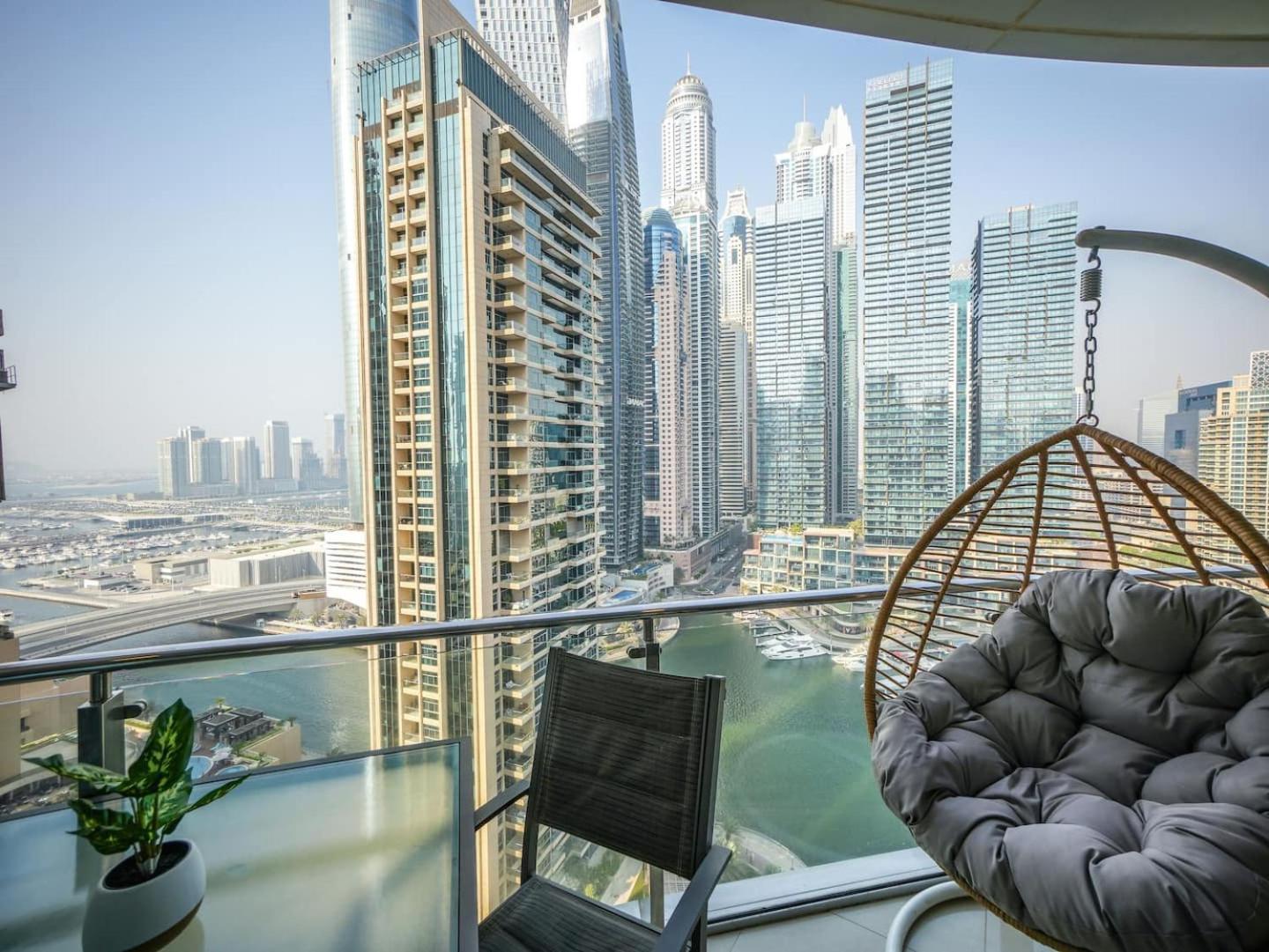 Deluxe 3 Bedroom With Marina & Sea View Apartment