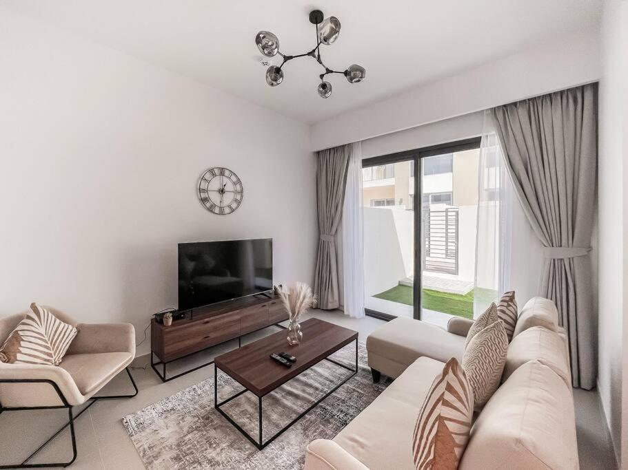 Stonetree - 3 Bedroom With 1 Maids In Camelia - Arabian Ranches Villa *
