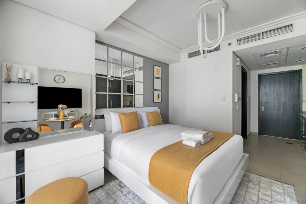 Stonetree - Modern Furnished Apartment