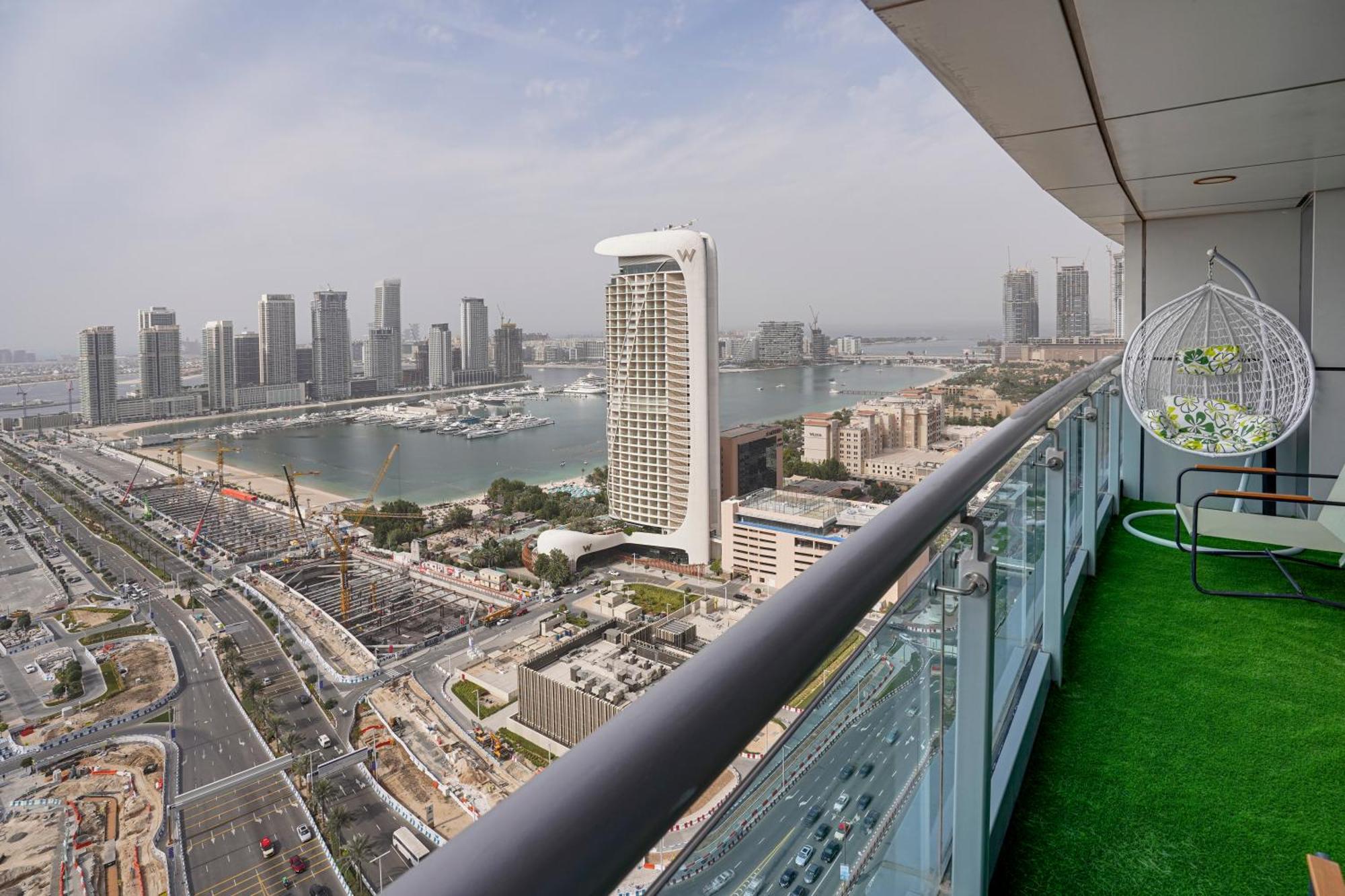 28- Affortable Cozy Living, Work Friendly, Longer Stays Next To Tram * Dubai