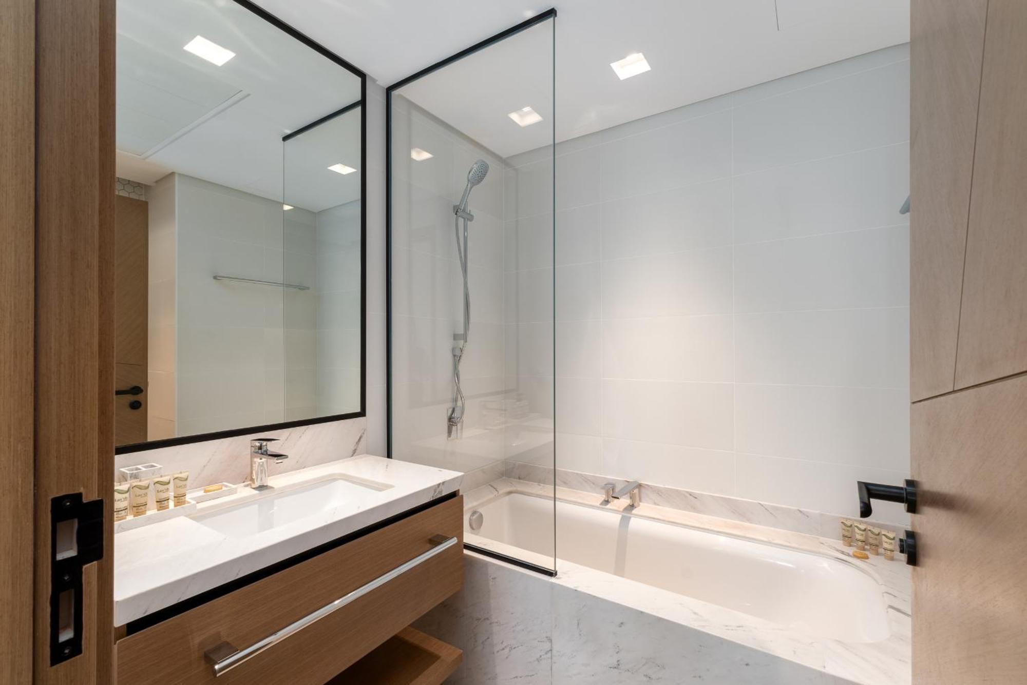 Palace Residence, Creek Harbour - Mint Dubai